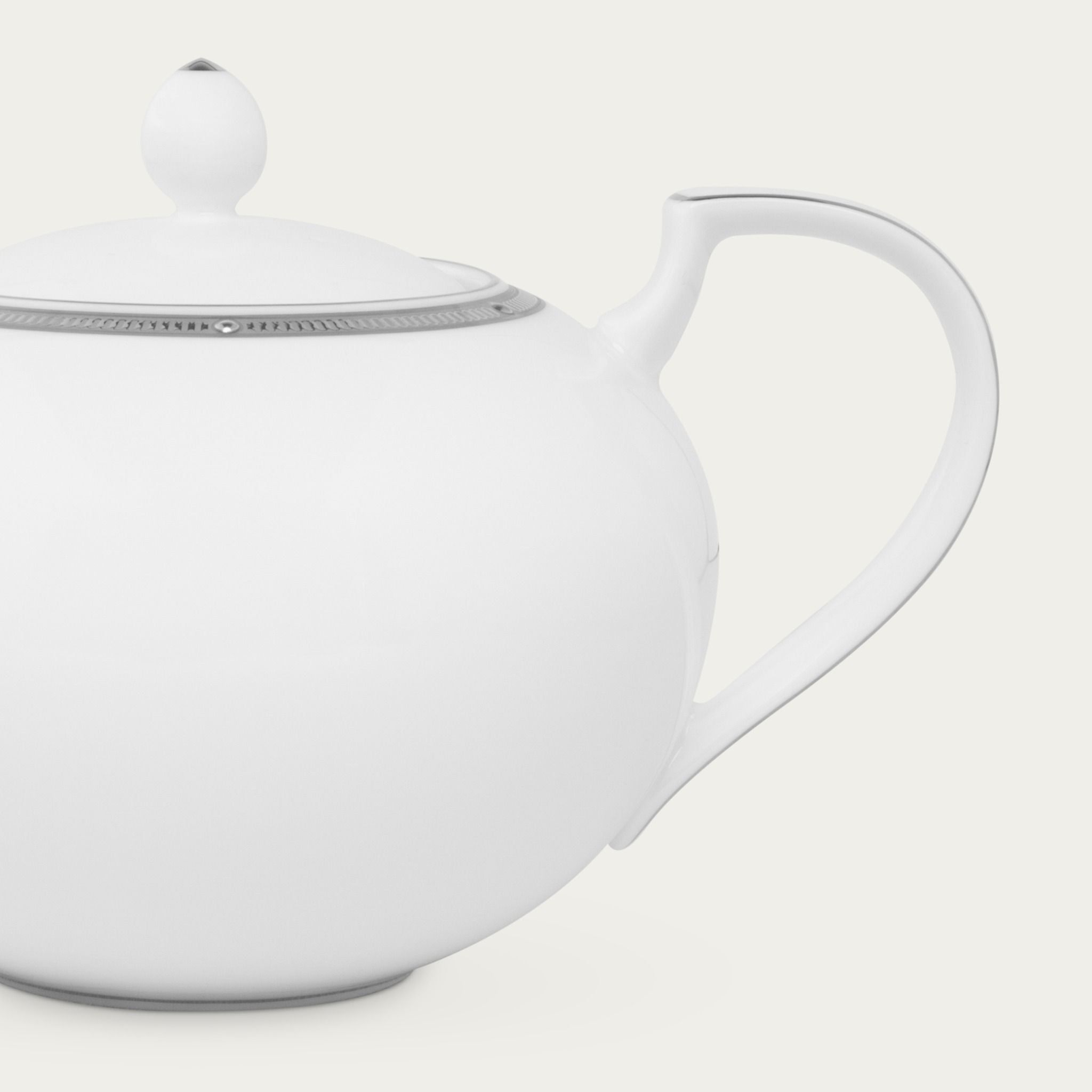 Ấm trà (bình trà) dung tích 1.150ml sứ xương | Noritake Rochelle Platinum 4795L - 59533A