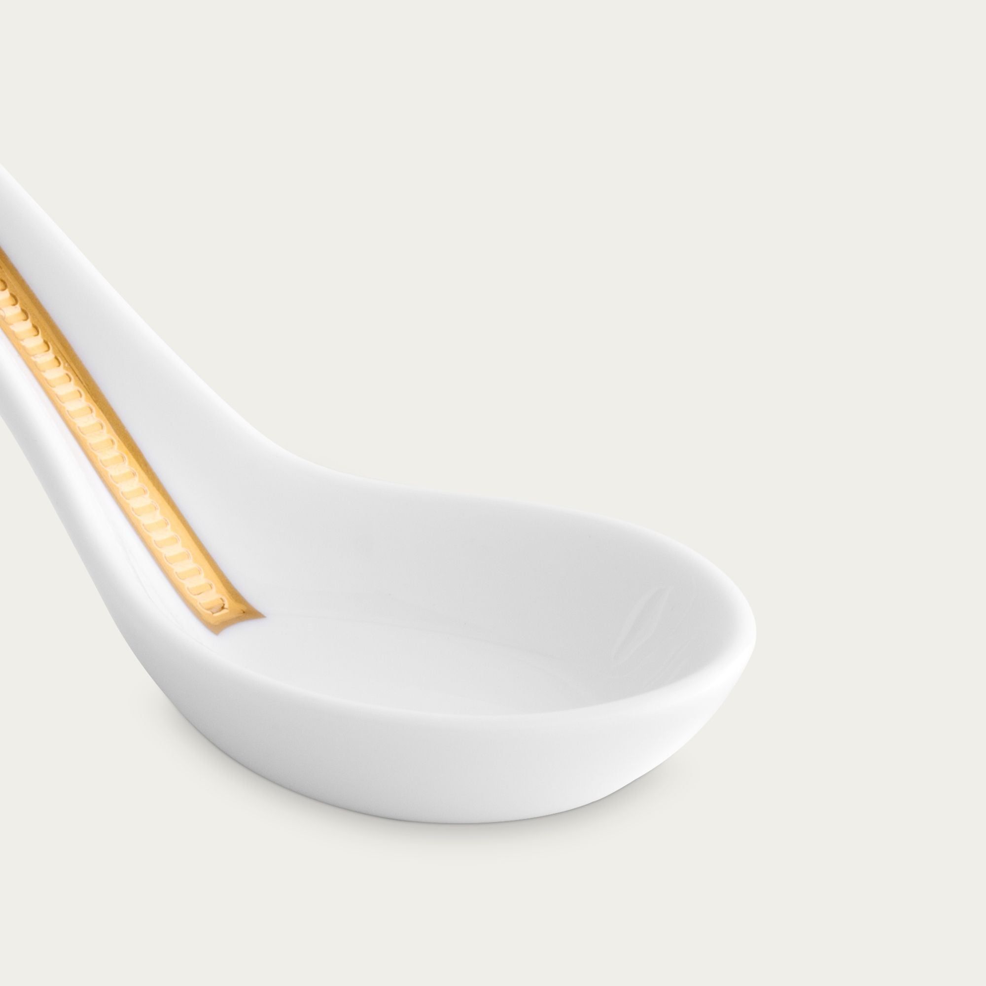 Thìa sứ (muỗng sứ) dài 12,2cm sứ xương | Noritake Rochelle Gold 4796L - 97367