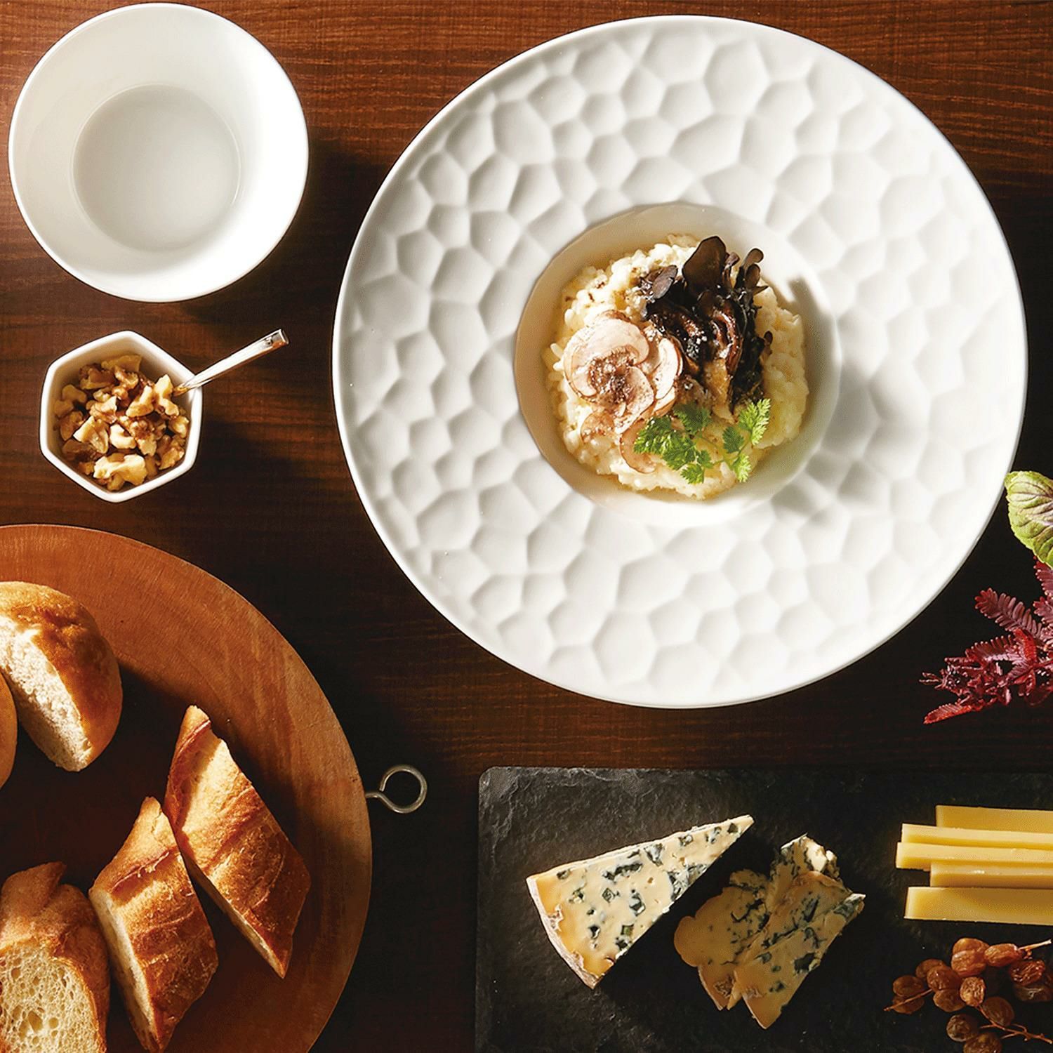 Đĩa sâu lòng viền rộng 28cm dung tích 225ml sứ xương | Noritake Conjunto 4943L - 93998