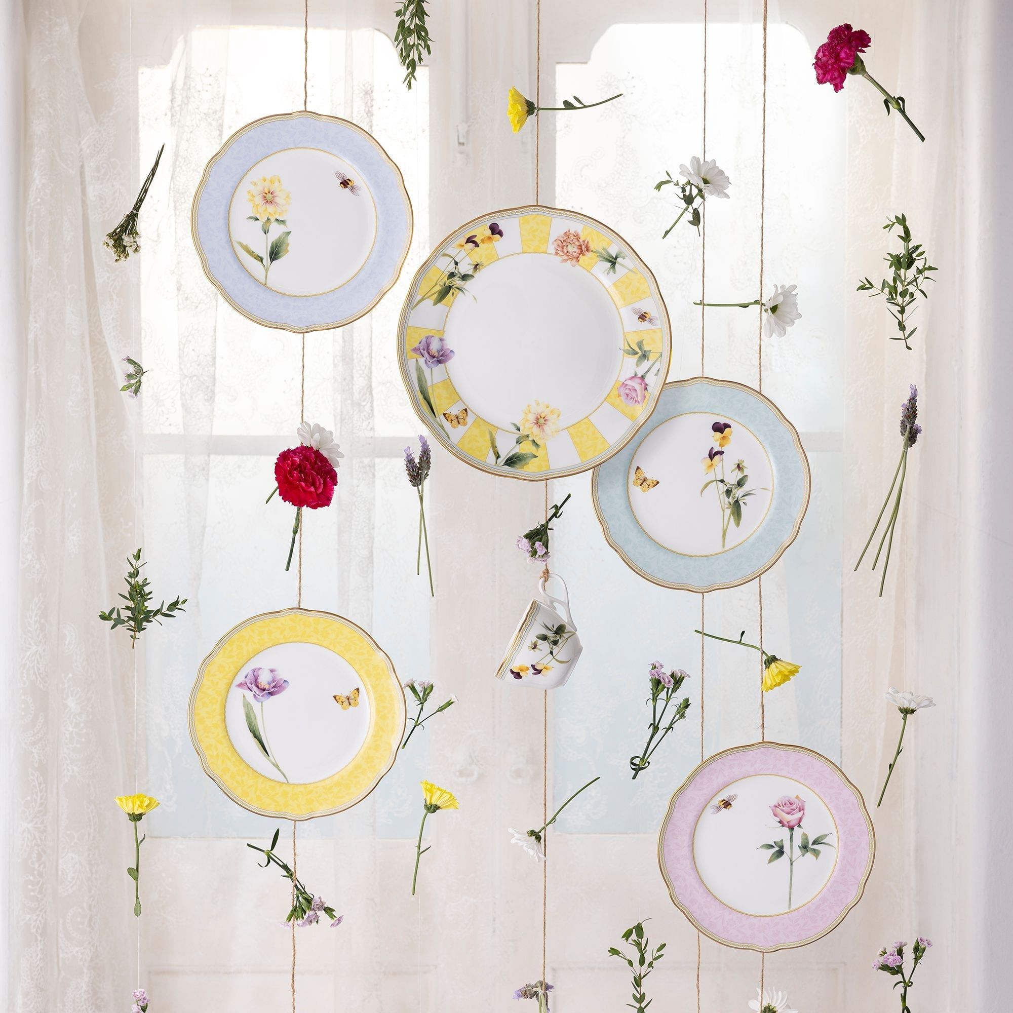 Đĩa tròn cỡ vừa đường kính 22cm sứ xương | Noritake Harvest Dream 4989-1L - 97811