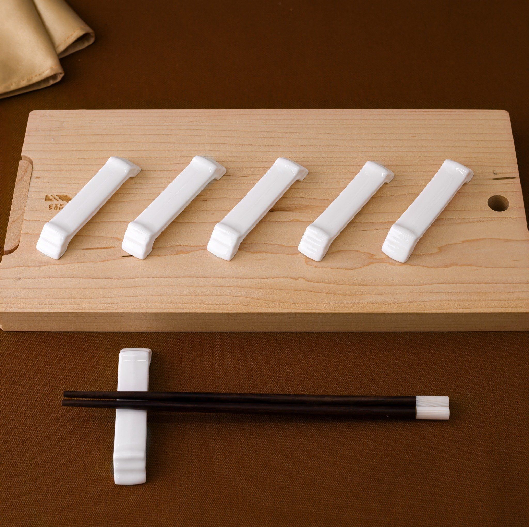 Bộ 06 gác đũa dài 9,4cm sứ xương | Noritake Plain White 9990L - S97369