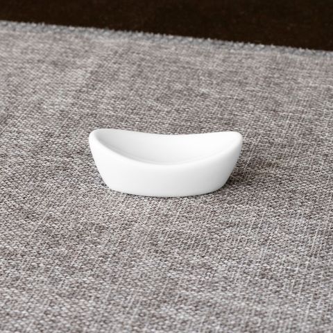  Dụng cụ gác đũa hình thoi dài 5,6cm sứ trắng | Noritake Art Stage 4257L - 91836 