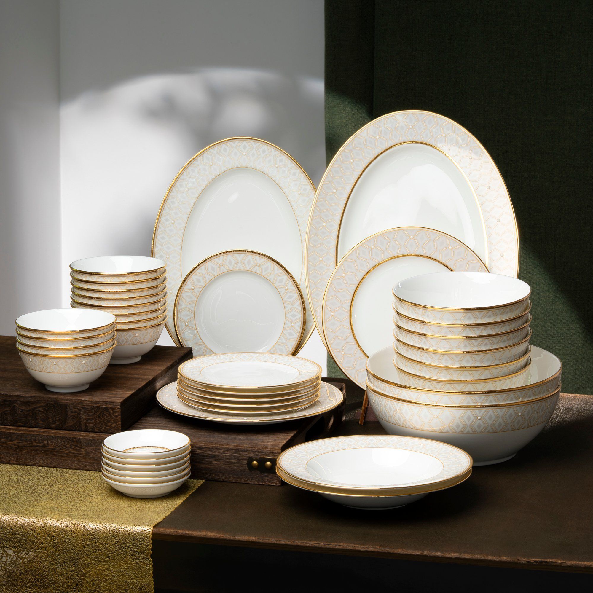 Bộ bát đĩa ăn châu Á đầy đủ 38 món (cho 6 người) sứ xương | Noritake Noble Pearl 4979L - D038AD