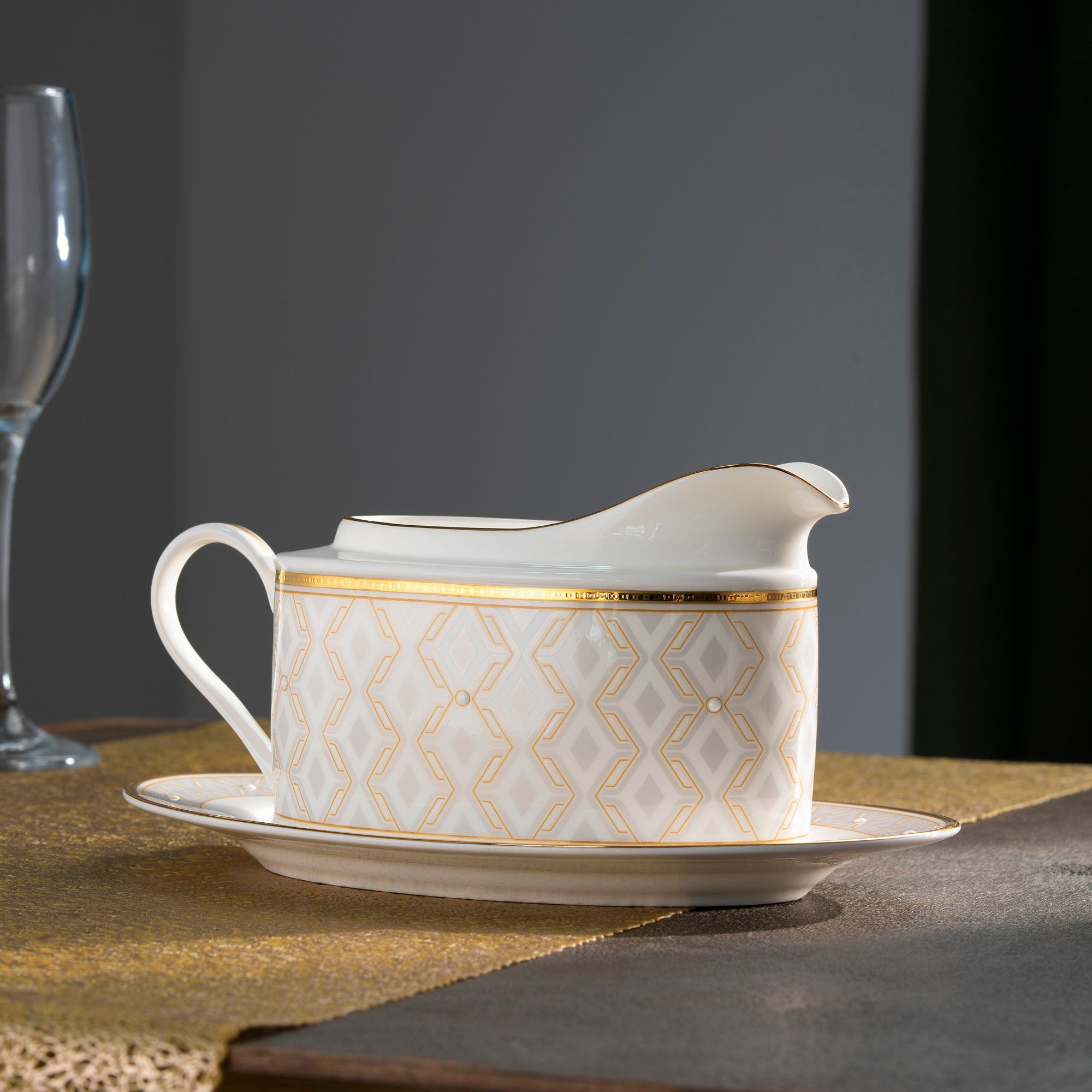 Bộ đĩa ăn kiểu Âu 22 món (cho 6 người) sứ xương | Noritake Noble Pearl 4979L - D024AP