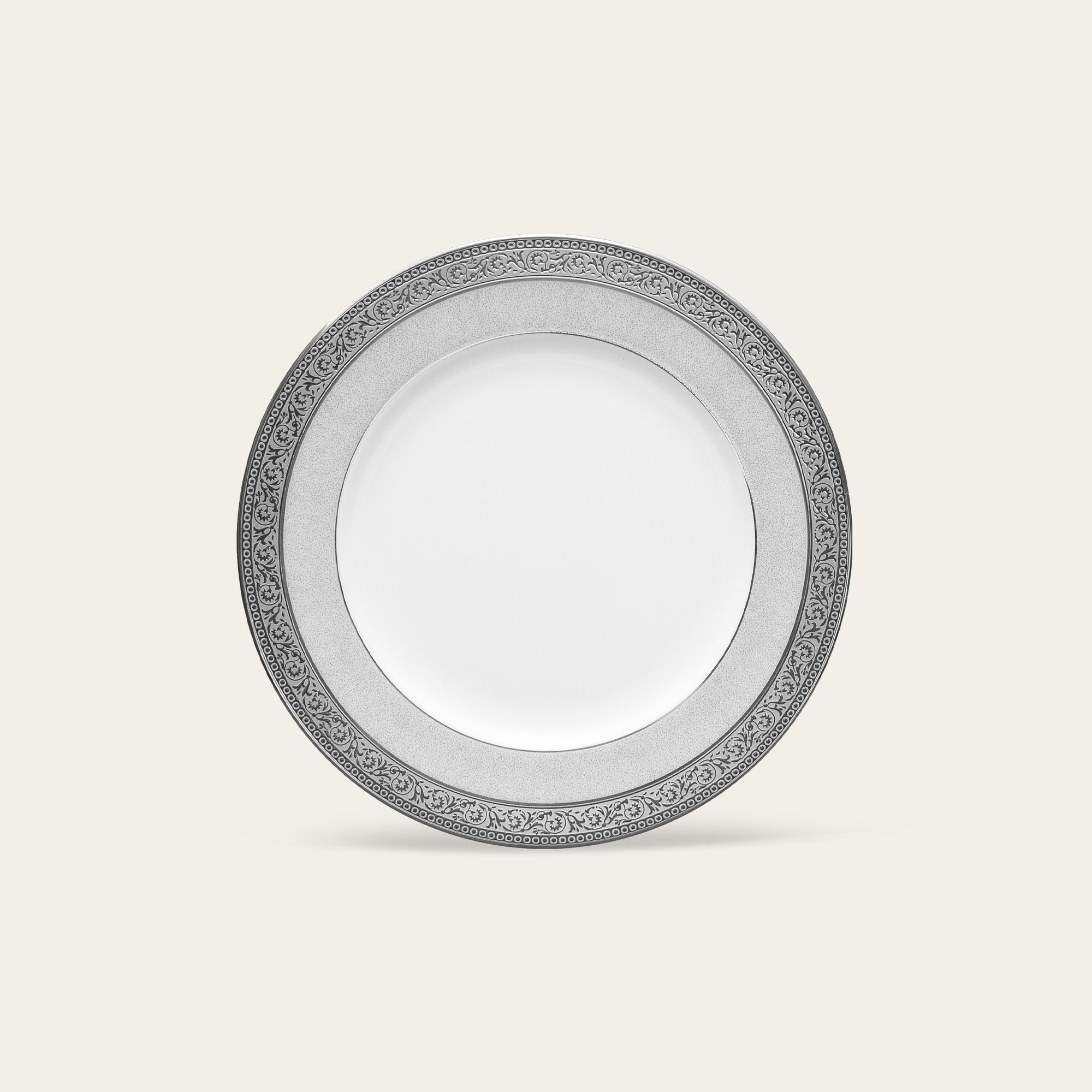 Đĩa tròn cỡ nhỏ đường kính 16,7cm lót bát (chén) cơm sứ xương | Noritake Summit Platinum 4919L - 97212