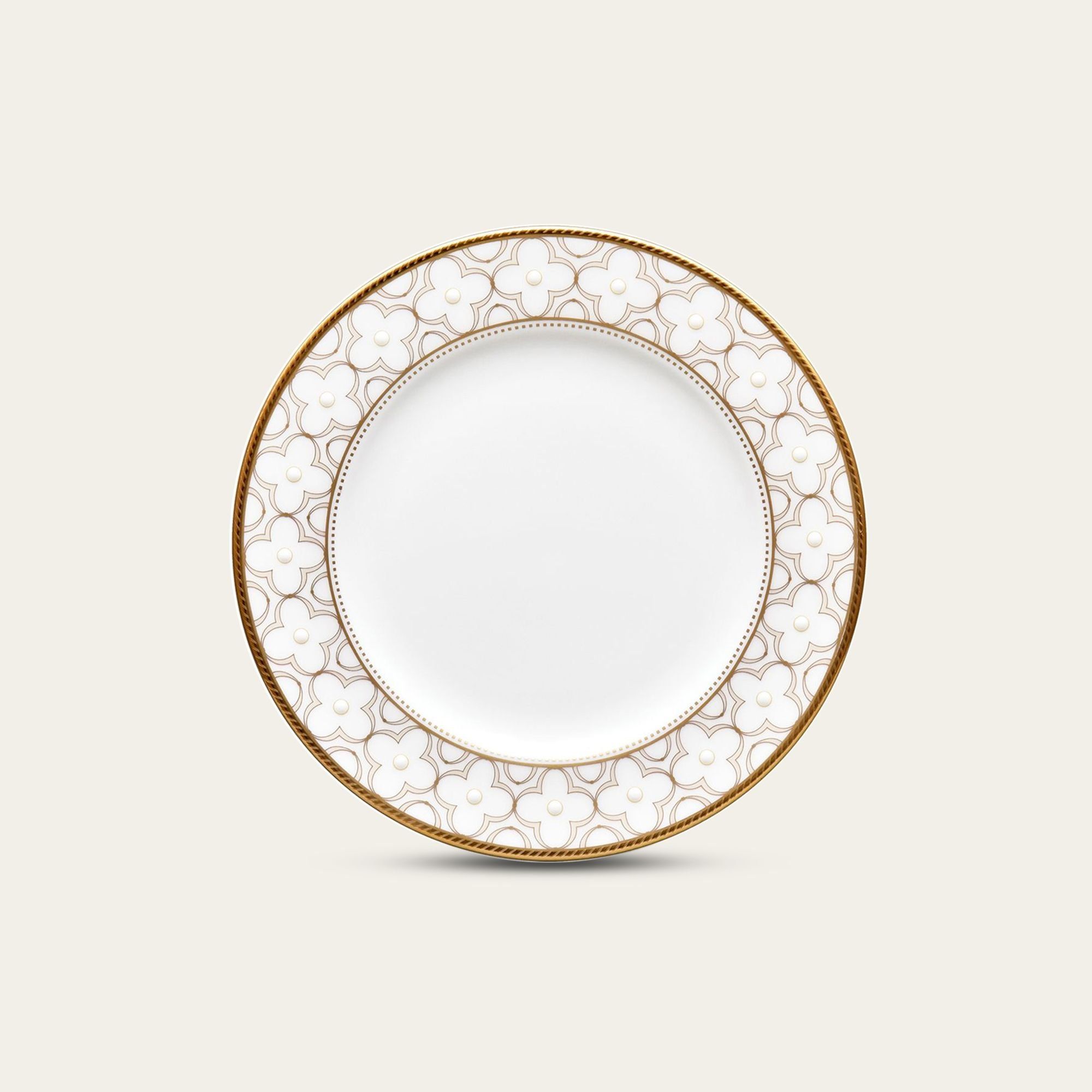 Đĩa tròn cỡ nhỏ đường kính 16,7cm lót bát (chén) cơm sứ xương | Noritake Trefolio Gold 4945L - 97212