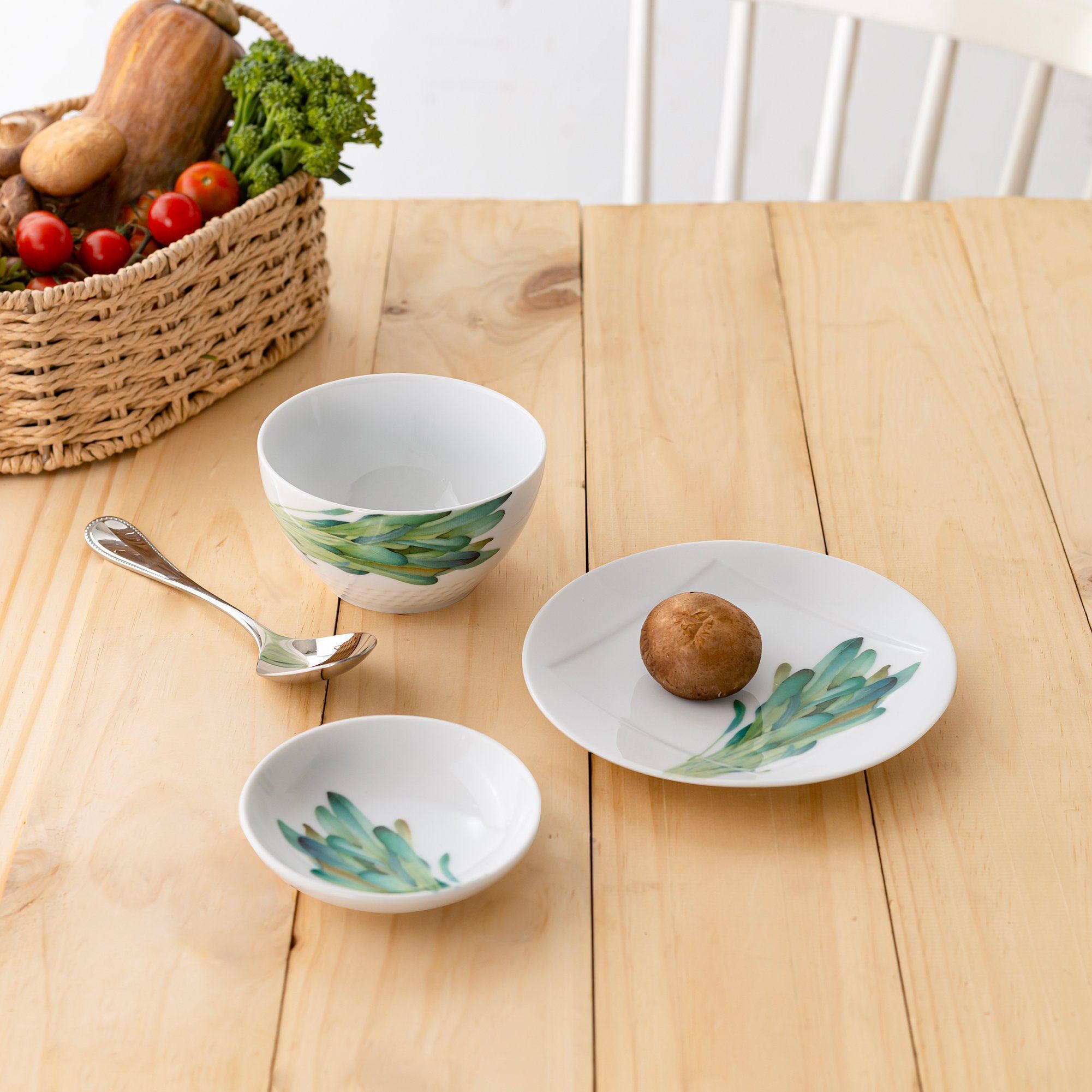 Bộ bát đĩa ăn châu Á cơ bản 22 món (cho 6 người) sứ trắng | Noritake Kyoka Shunsai 1620-17L - D022AC