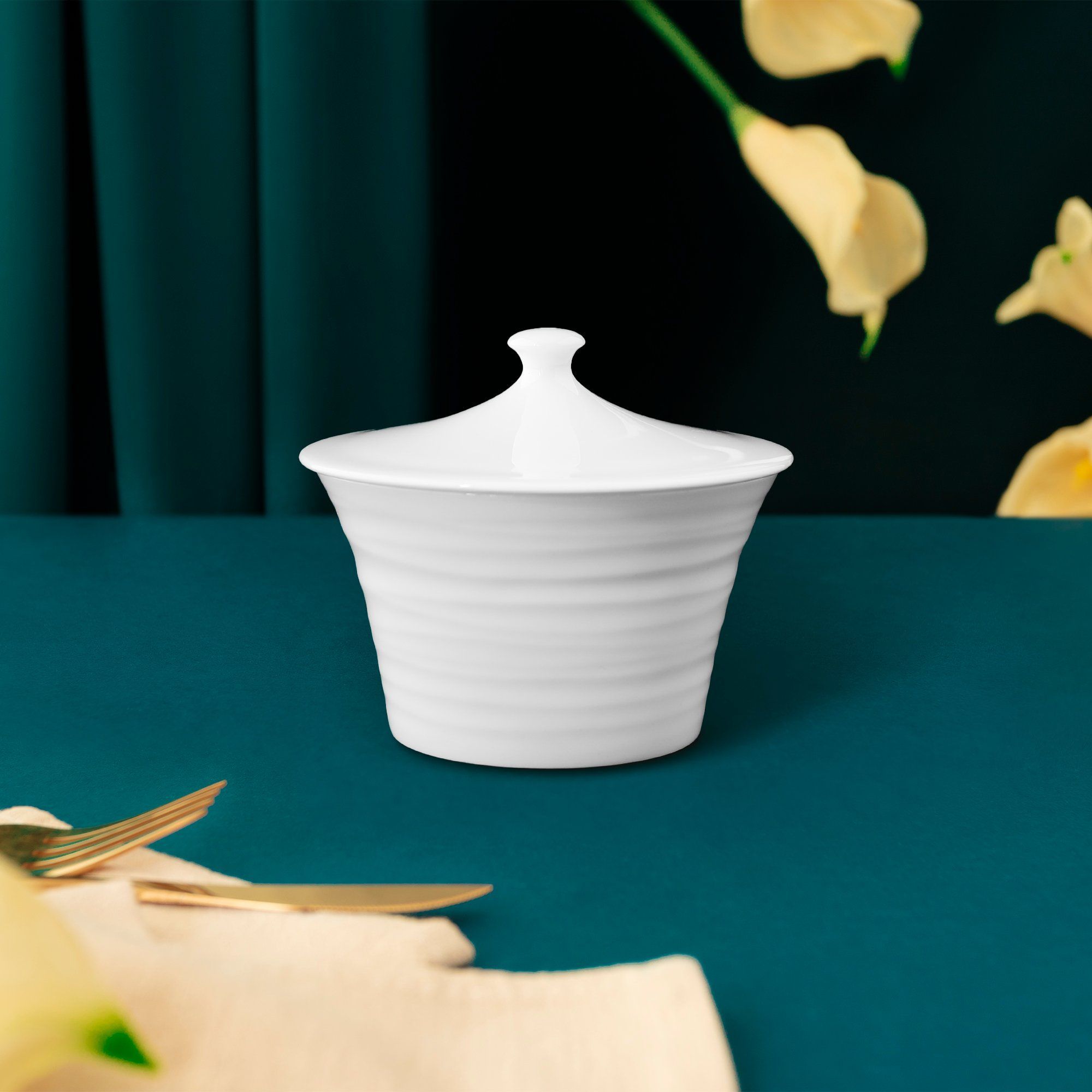 Bình (hũ) đường có nắp đậy dung tích 280ml sứ xương | Noritake Conjunto 4943L - N93927