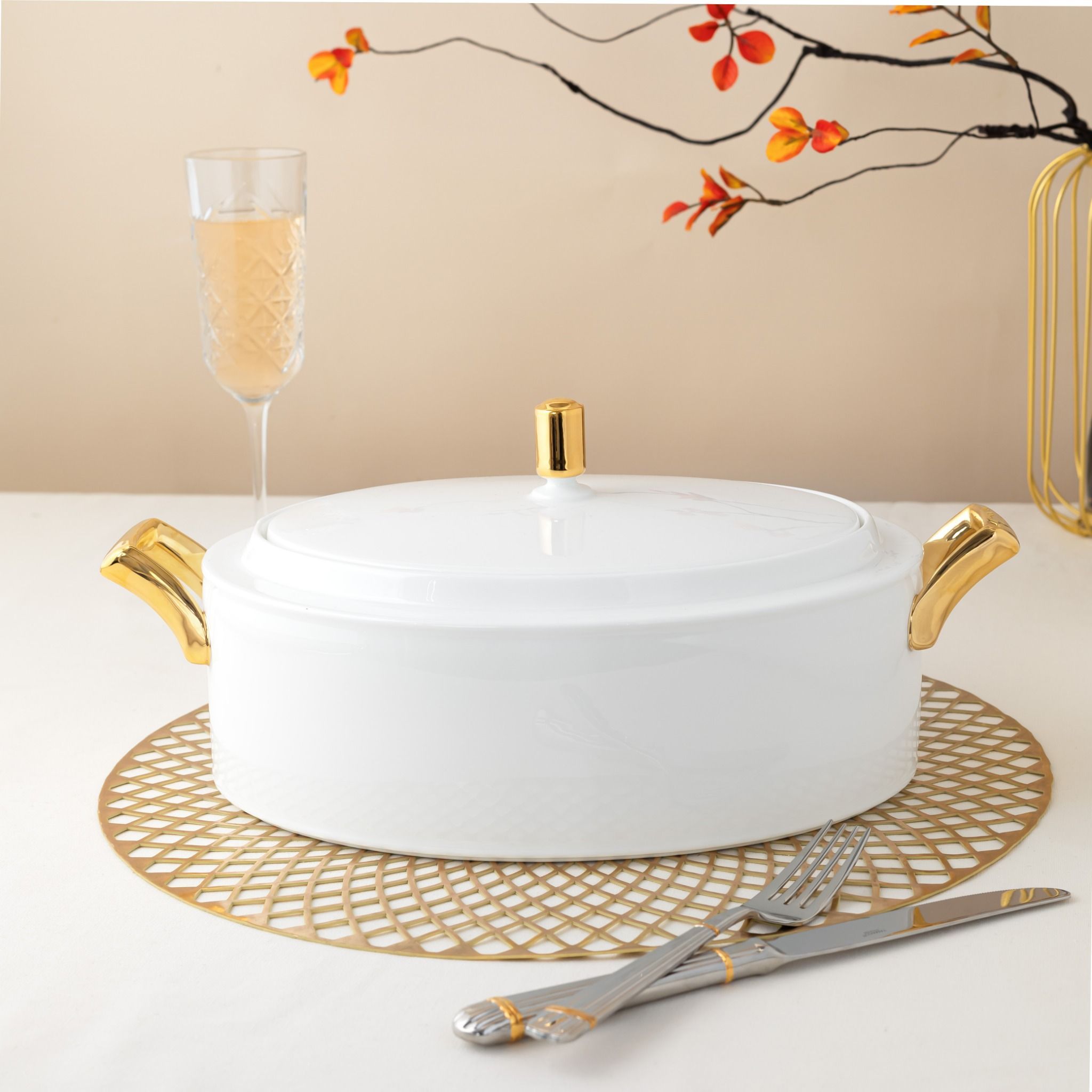 Bộ đĩa ăn kiểu Âu 22 món (cho 6 người) sứ xương | Noritake Accompanist 4886L - D024AP