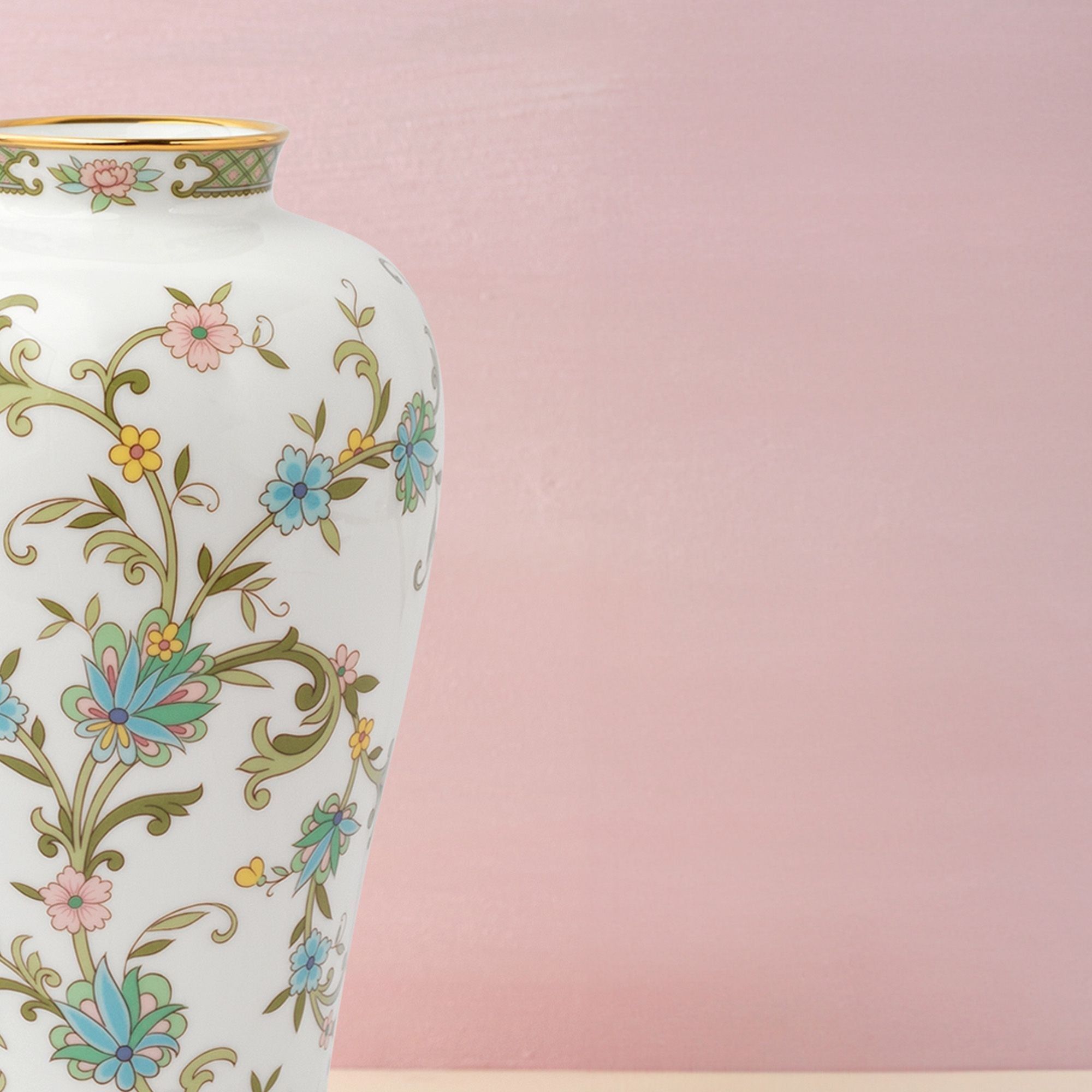 Bình hoa trang trí cao cấp 22cm sứ xương nhập khẩu Nhật Bản | Noritake Yoshino 9983J - T53924