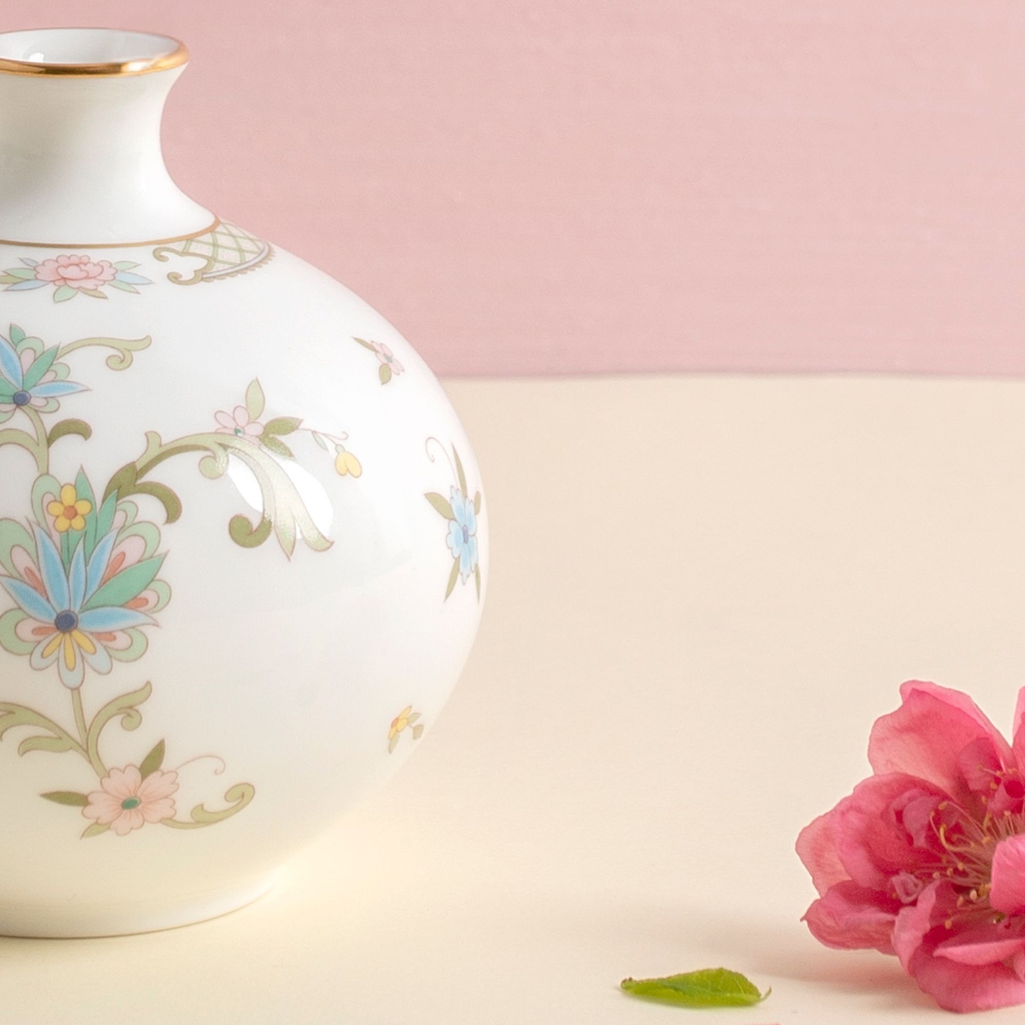 Bình hút lộc để bàn cao cấp 9cm sứ xương nhập khẩu Nhật Bản | Noritake Yoshino 9983J - T53844