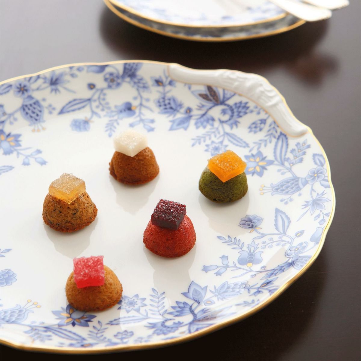 Đĩa bánh đặc biệt (party plate) dài 27,9cm sứ xương | Noritake Blue Sorrentino 4562L - 58119A