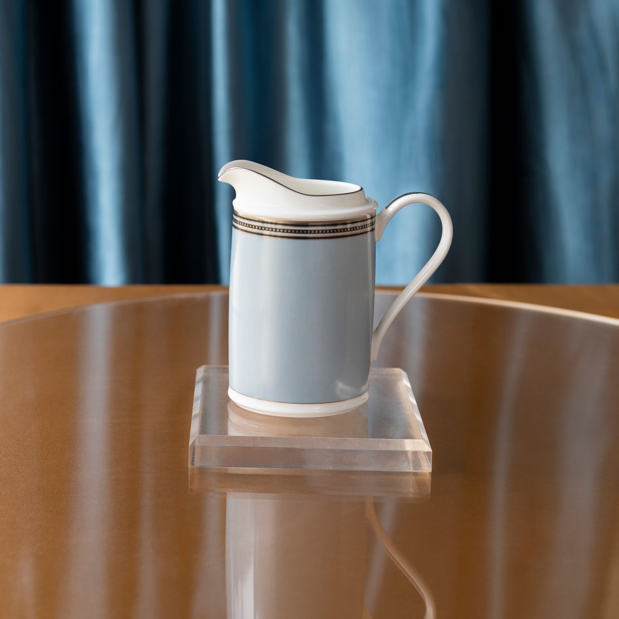 Bộ ấm chén uống trà (ấm 1.250ml, chén 245ml) 15 món sứ xương | Noritake Bogart Platinum 4958L - T017A