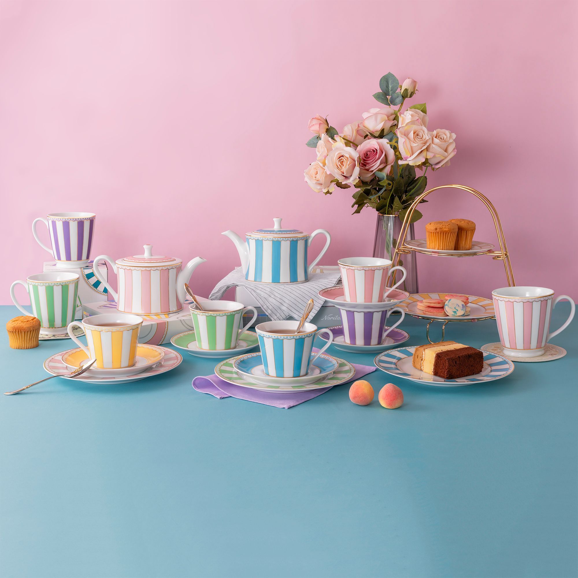 Cốc (ly) uống nước, cà phê 370ml (tím lavender) sứ trắng | Noritake CRNIVL Lavender M-248L - Q001A