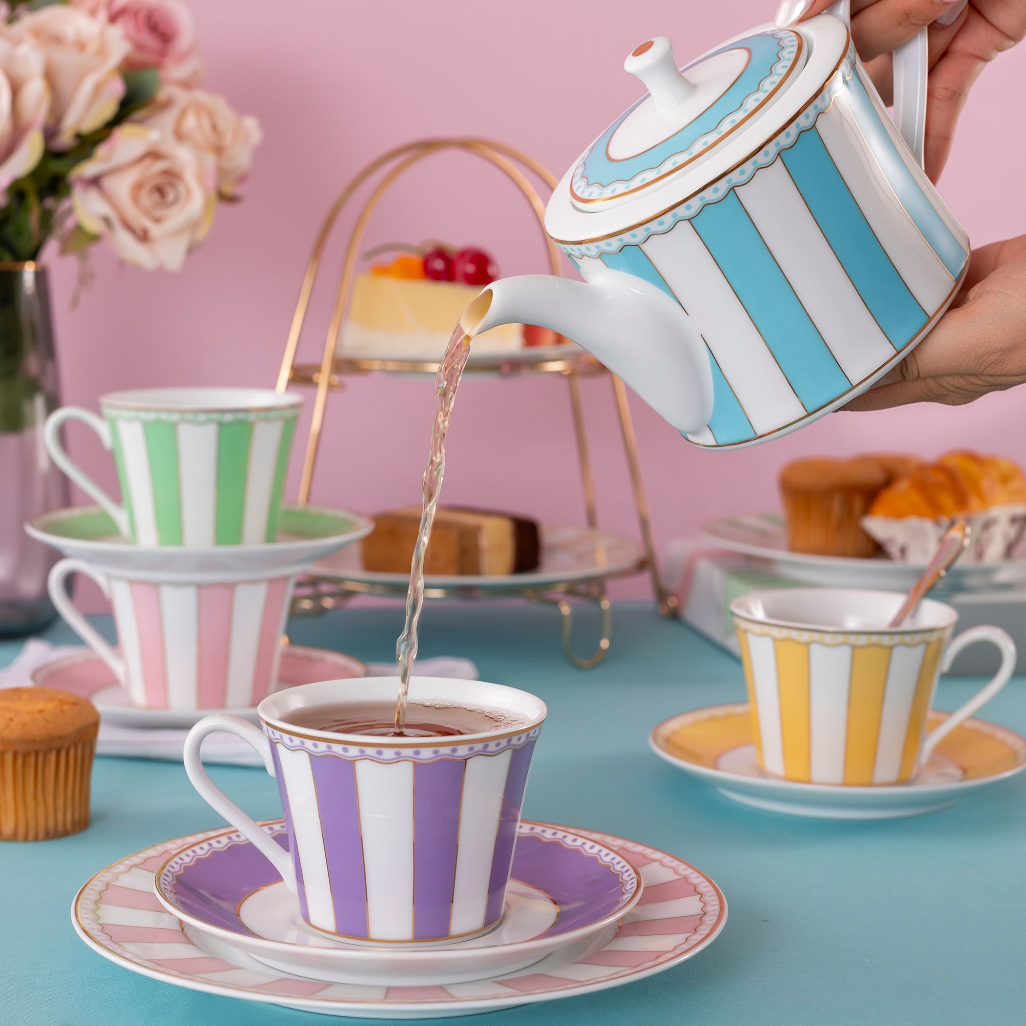 Ấm trà (bình trà) nhỏ dung tích 630ml (xanh dương pastel) sứ trắng | Noritake CRNIVL Light Blue M-253L - T91133