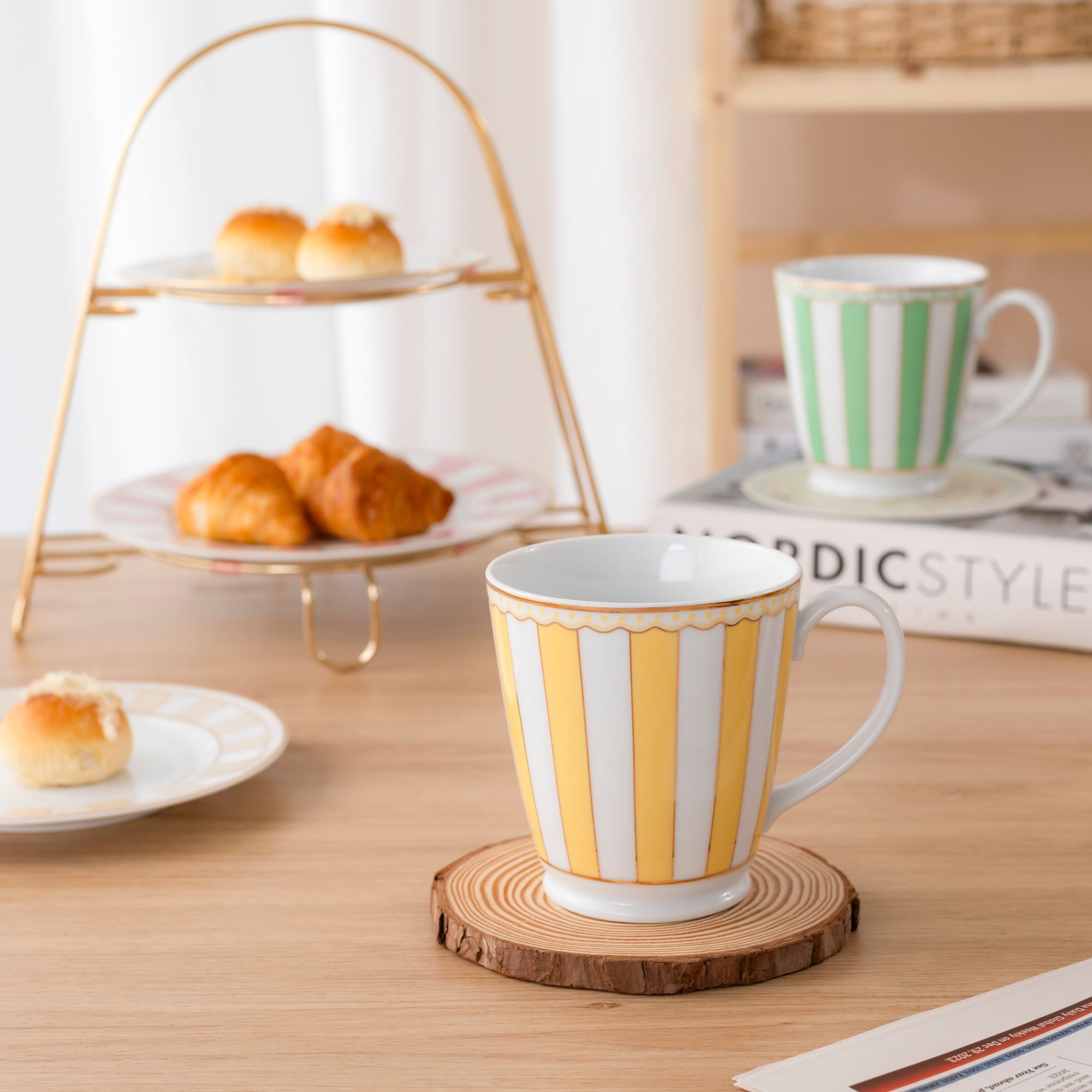 Cốc uống nước, cà phê 370ml (vàng pastel) sứ trắng | Noritake CRNIVL Yellow M-250L - Q001A