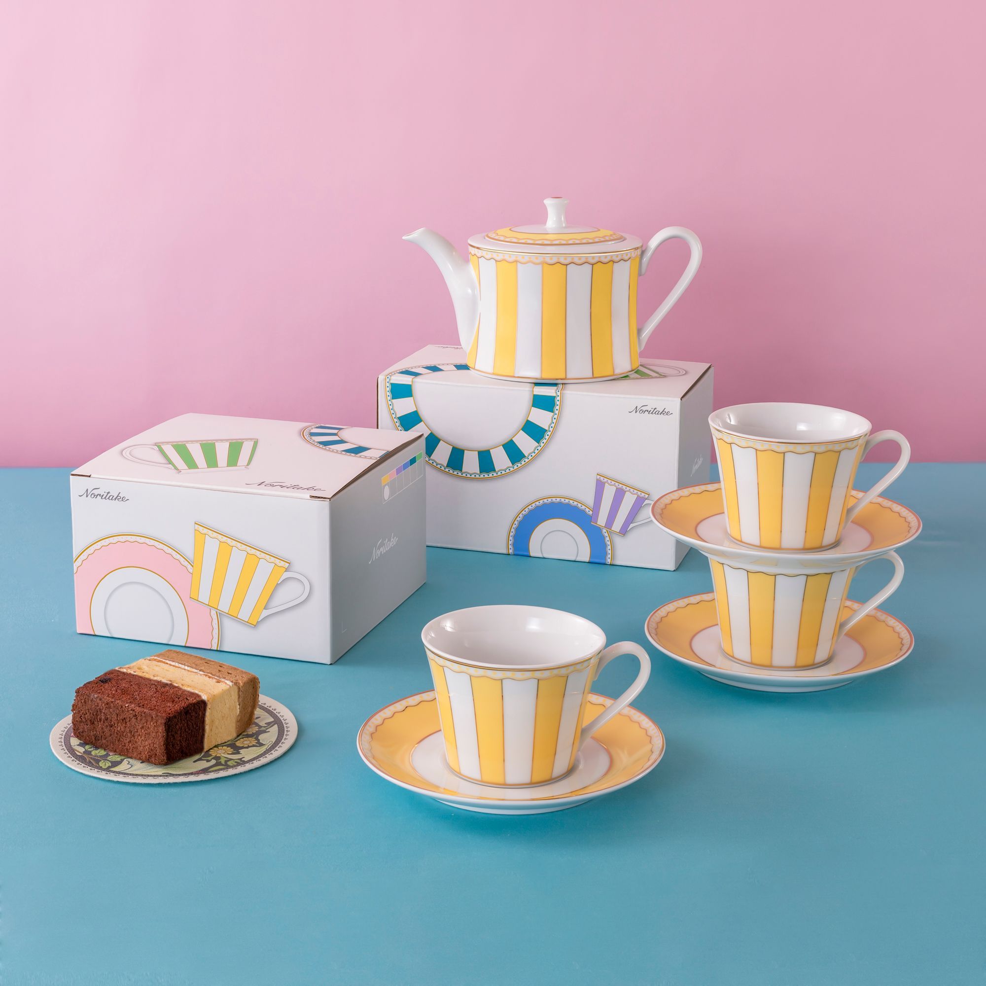 Ấm trà (bình trà) nhỏ dung tích 630ml (vàng pastel) sứ trắng | Noritake CRNIVL Yellow M-250L - T91133