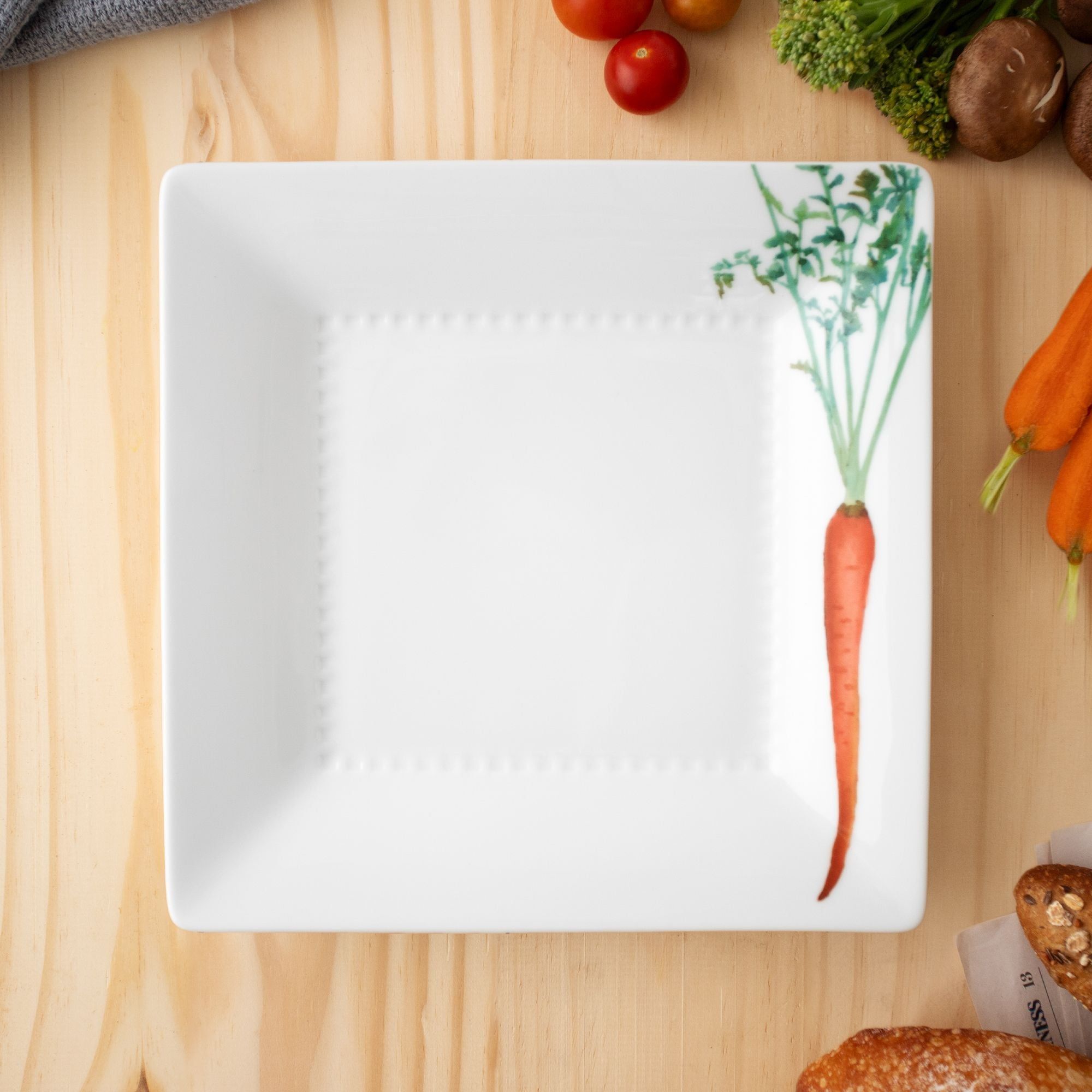 Đĩa vuông cỡ vừa cạnh dài 23,2cm (họa tiết cà rốt) sứ trắng | Noritake Kyoka Shunsai 1620-3L - 94542