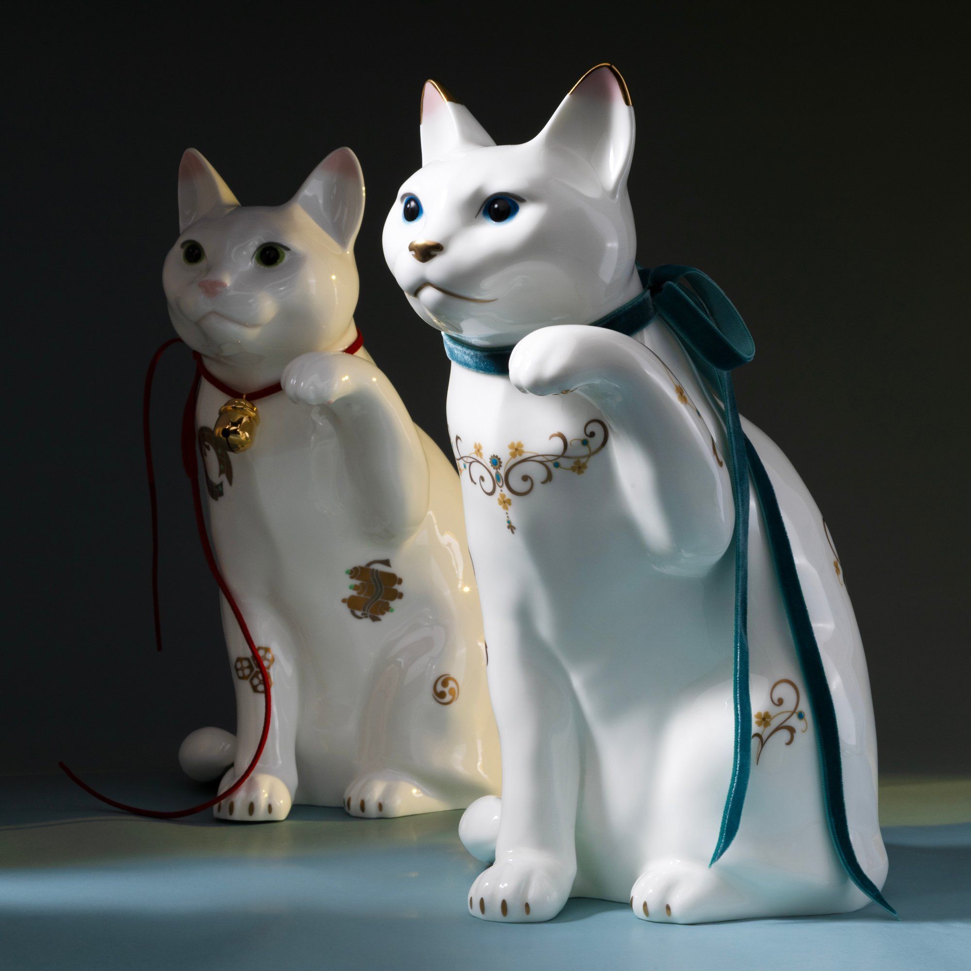 Tượng sứ mèo may mắn cao 26,5cm sứ xương cao cấp Nhật Bản | Noritake Fortune Cat AC405 - T54550B