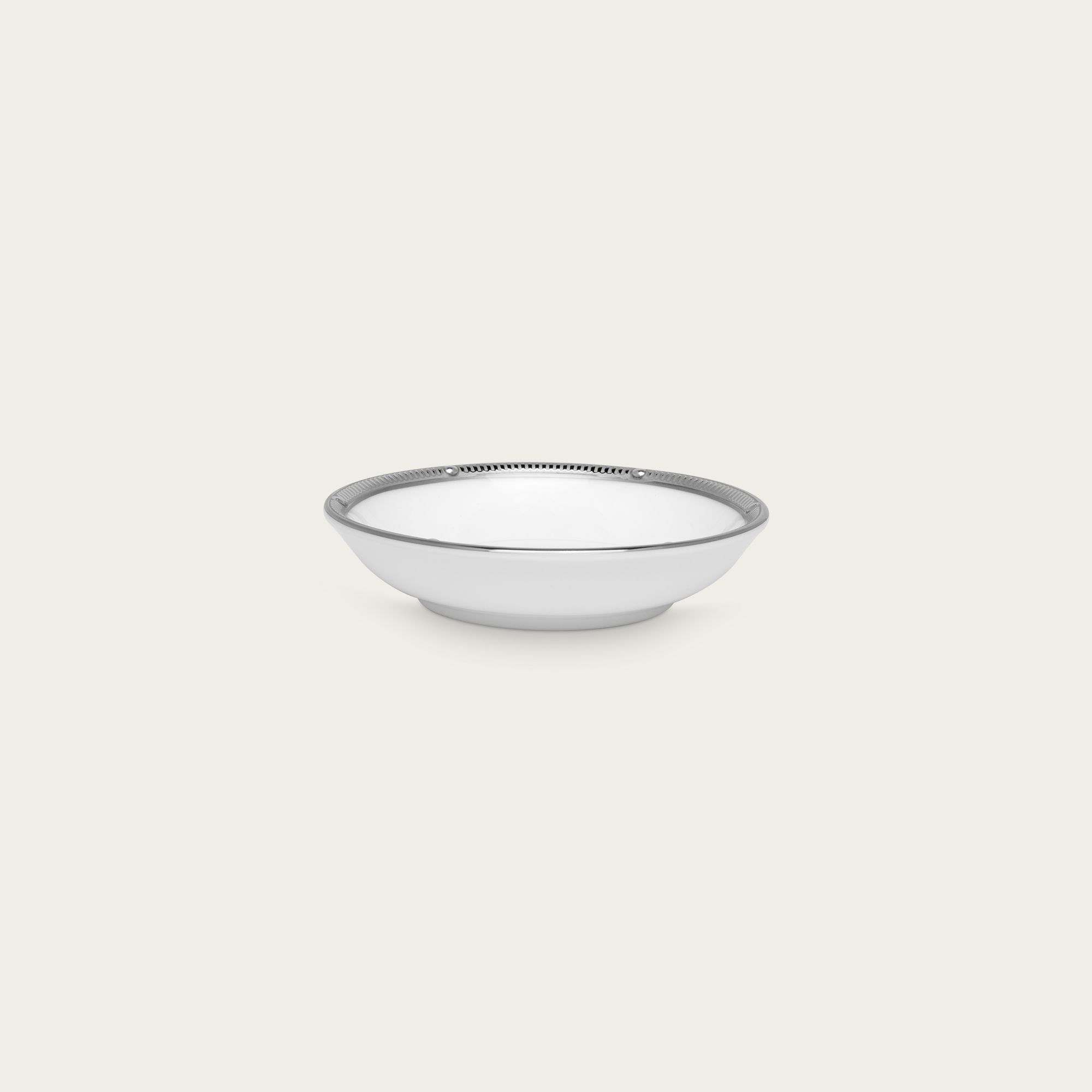 Đĩa tròn 9,7cm đựng nước chấm, gia vị sứ xương | Noritake Rochelle Platinum 4795L - 59714A