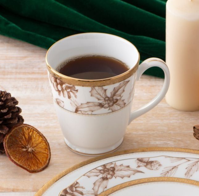 Cốc (ly) uống nước, cà phê 370ml phiên bản Giáng Sinh sứ trắng | Noritake Charlotta Holiday 1716-2L - T91058K