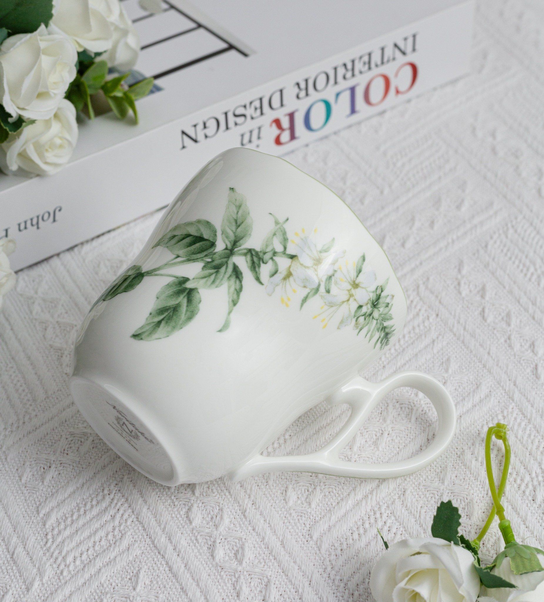 Cốc (ly) uống nước, cà phê dung tích 375ml sứ xương | Noritake English Herbs 4942-1L - T97855