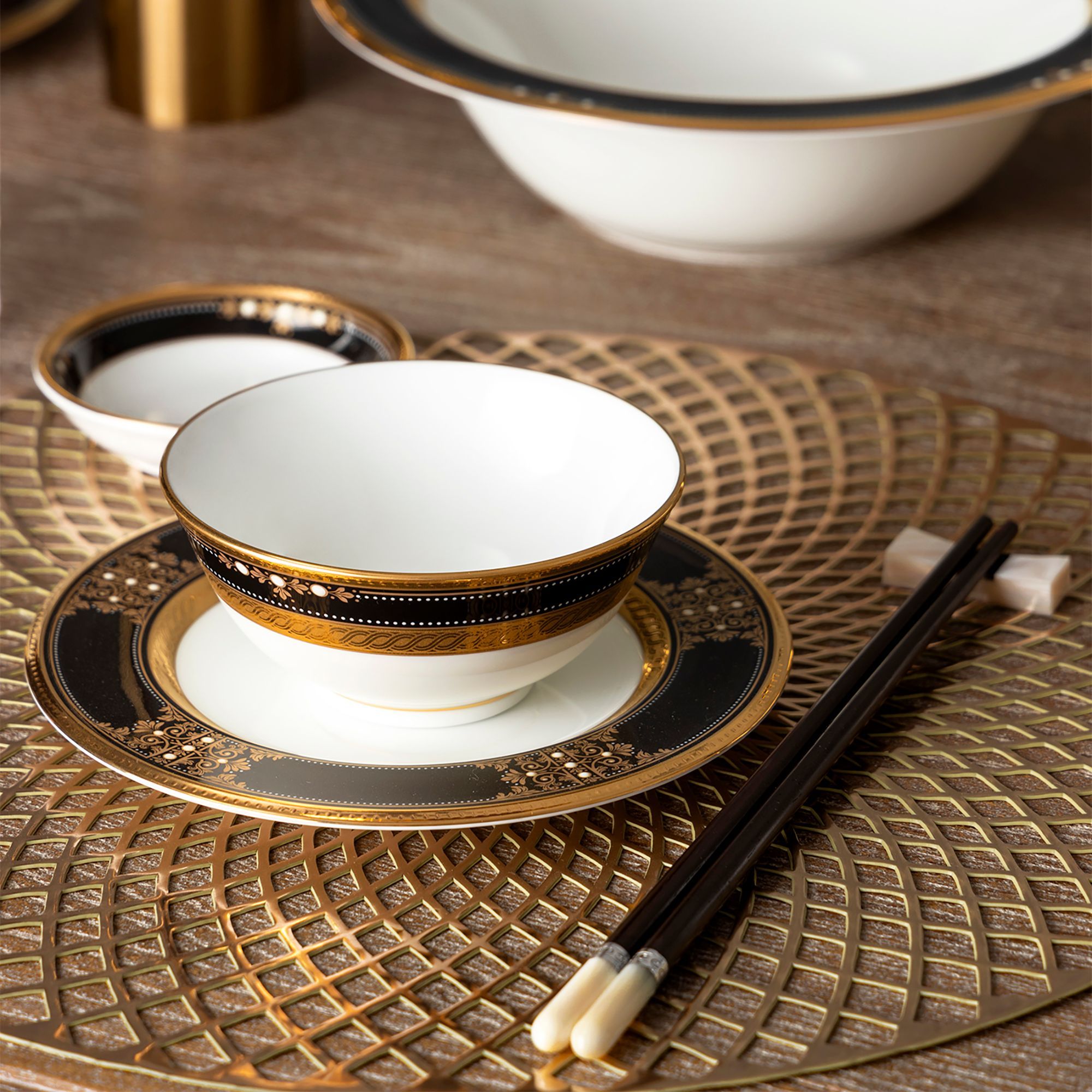 Đĩa tròn cỡ nhỏ đường kính 17,2cm lót bát (chén) cơm sứ xương Nhật Bản | Noritake Evening Majesty 4818J - 59512
