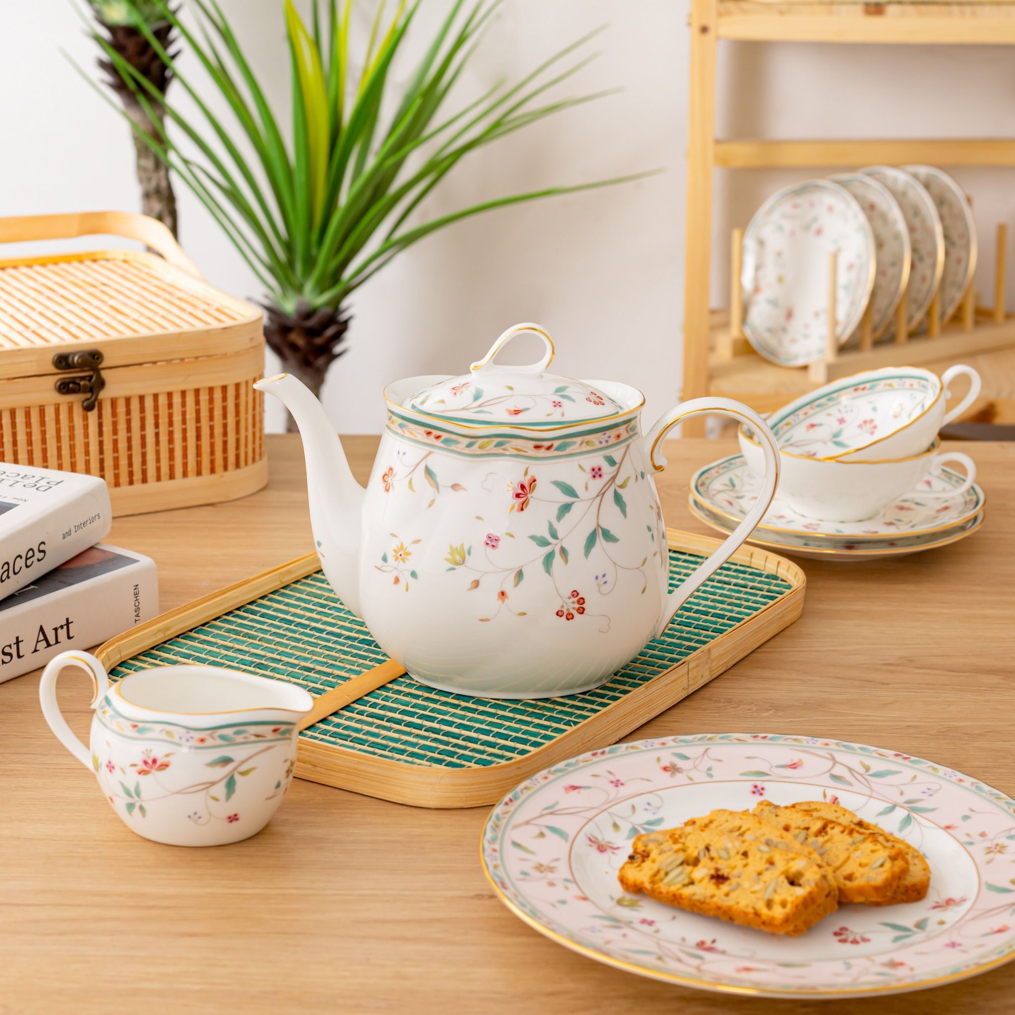 Bộ ấm chén uống trà (ấm 960ml, chén 180ml) 15 món sứ xương | Noritake Hana Sarasa 4409L - T017L