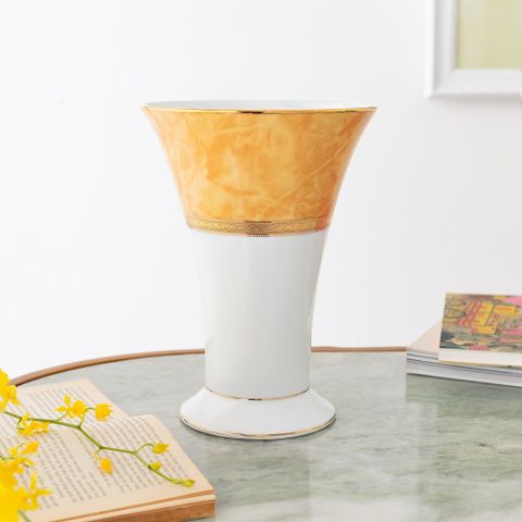  Bình hoa (lọ hoa) trang trí cổ loe cao 23,3cm (màu vàng - thạch anh) sứ trắng | Noritake Majestic Yellow M-168L - T91825K 