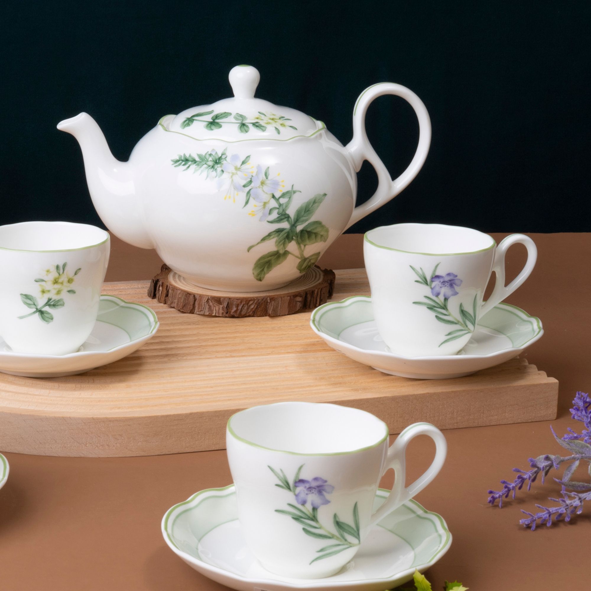 Bộ ấm chén uống trà nhỏ (ấm 600ml, chén 105ml) 13 món sứ xương | Noritake English Herbs 4942L - T014S