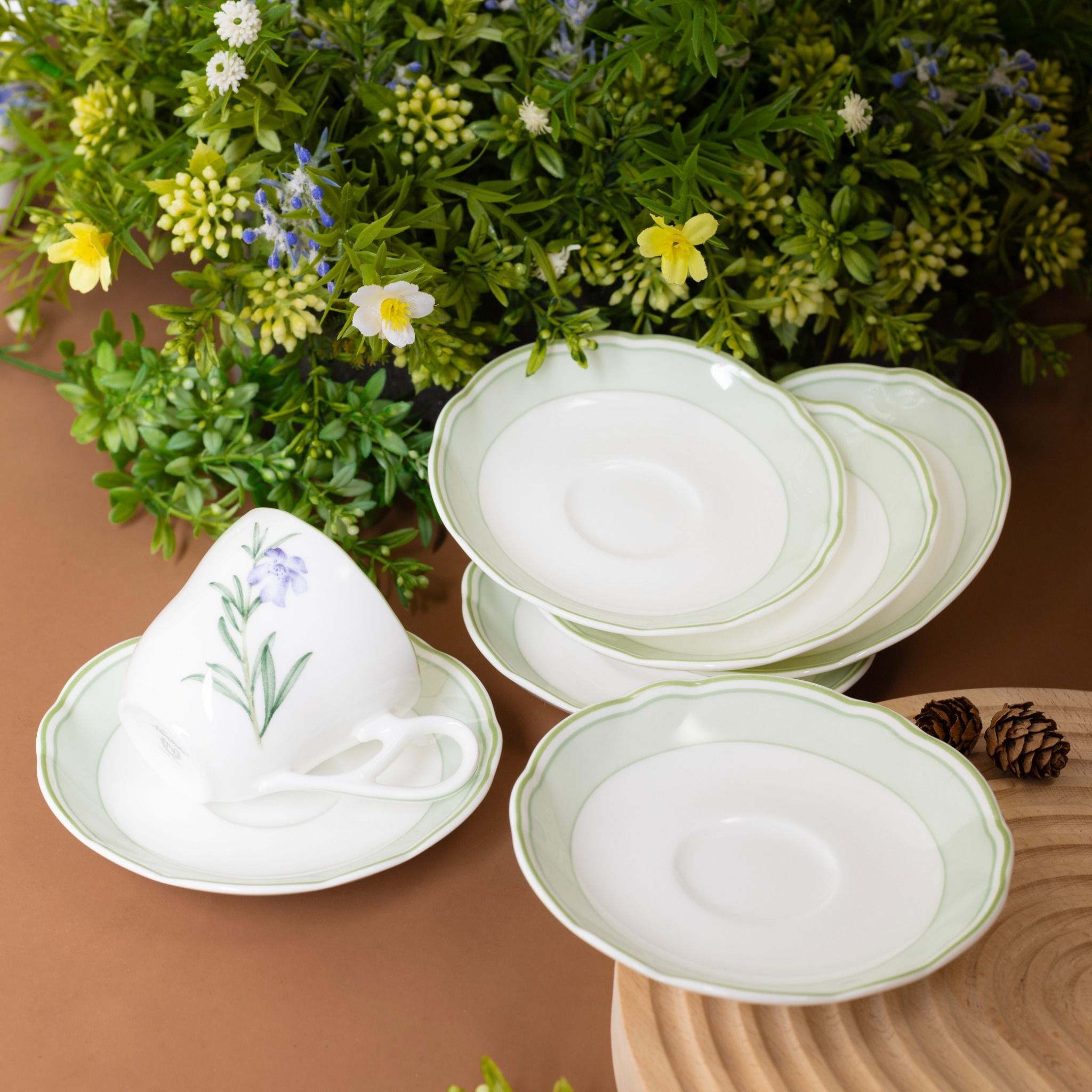 Bộ ấm chén uống trà nhỏ (ấm 600ml, chén 105ml) 13 món sứ xương | Noritake English Herbs 4942L - T014S