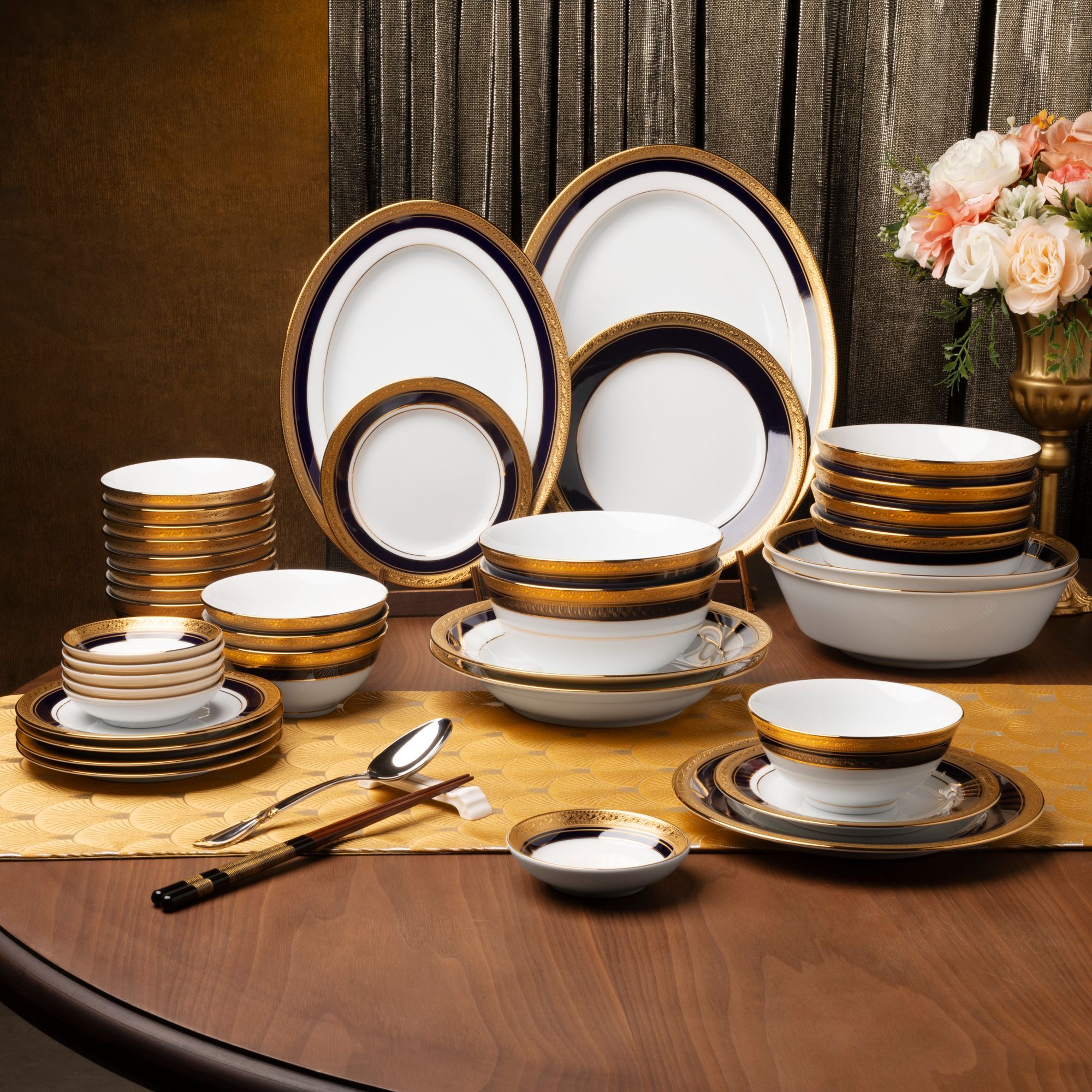 Bộ bát đĩa ăn châu Á đầy đủ 38 món (cho 6 người) sứ trắng | Noritake Crestwood Cobalt Gold 4171L - D038AB