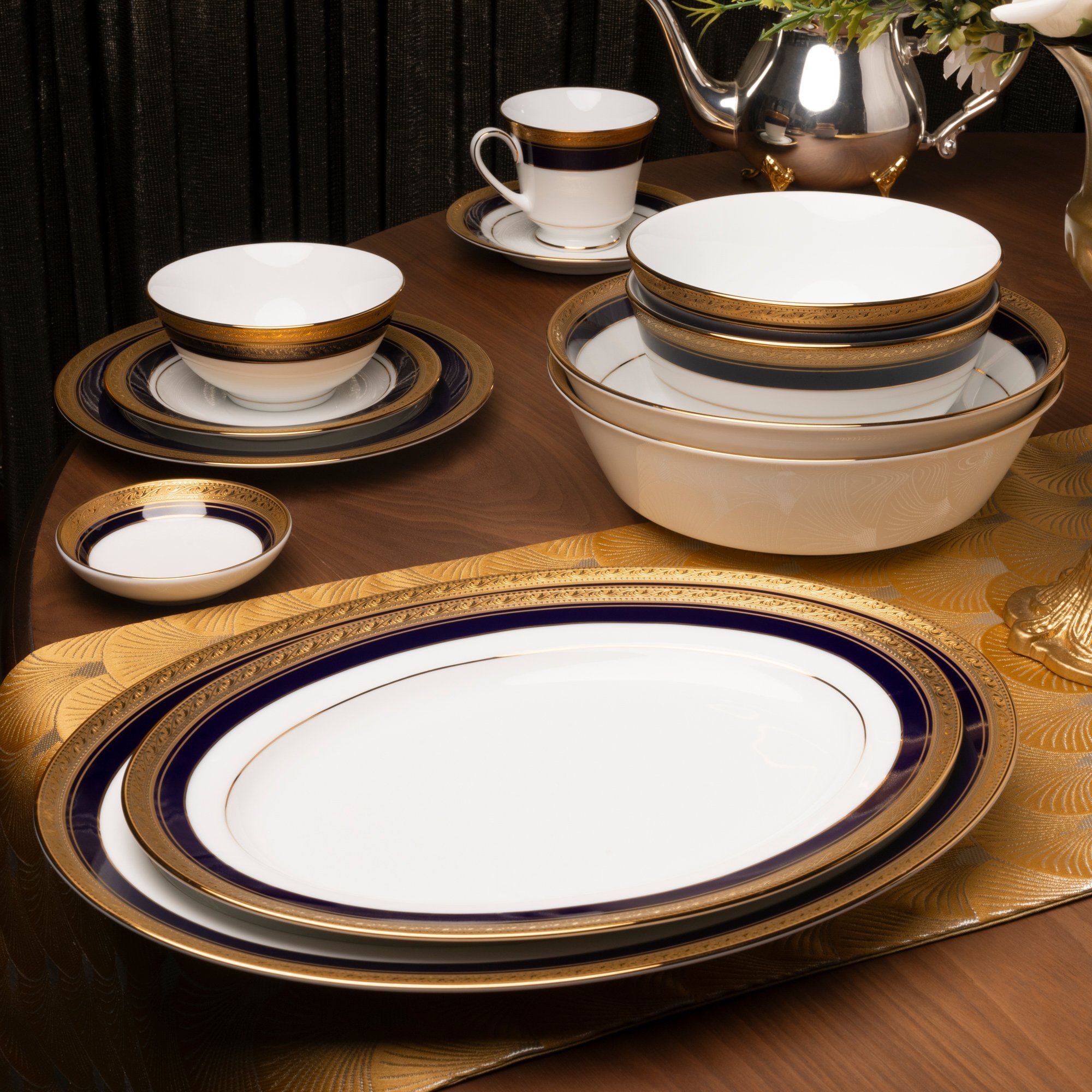 Bộ bát đĩa ăn châu Á cơ bản 22 món (cho 6 người) sứ trắng | Noritake Crestwood Cobalt Gold 4171L - D022AB