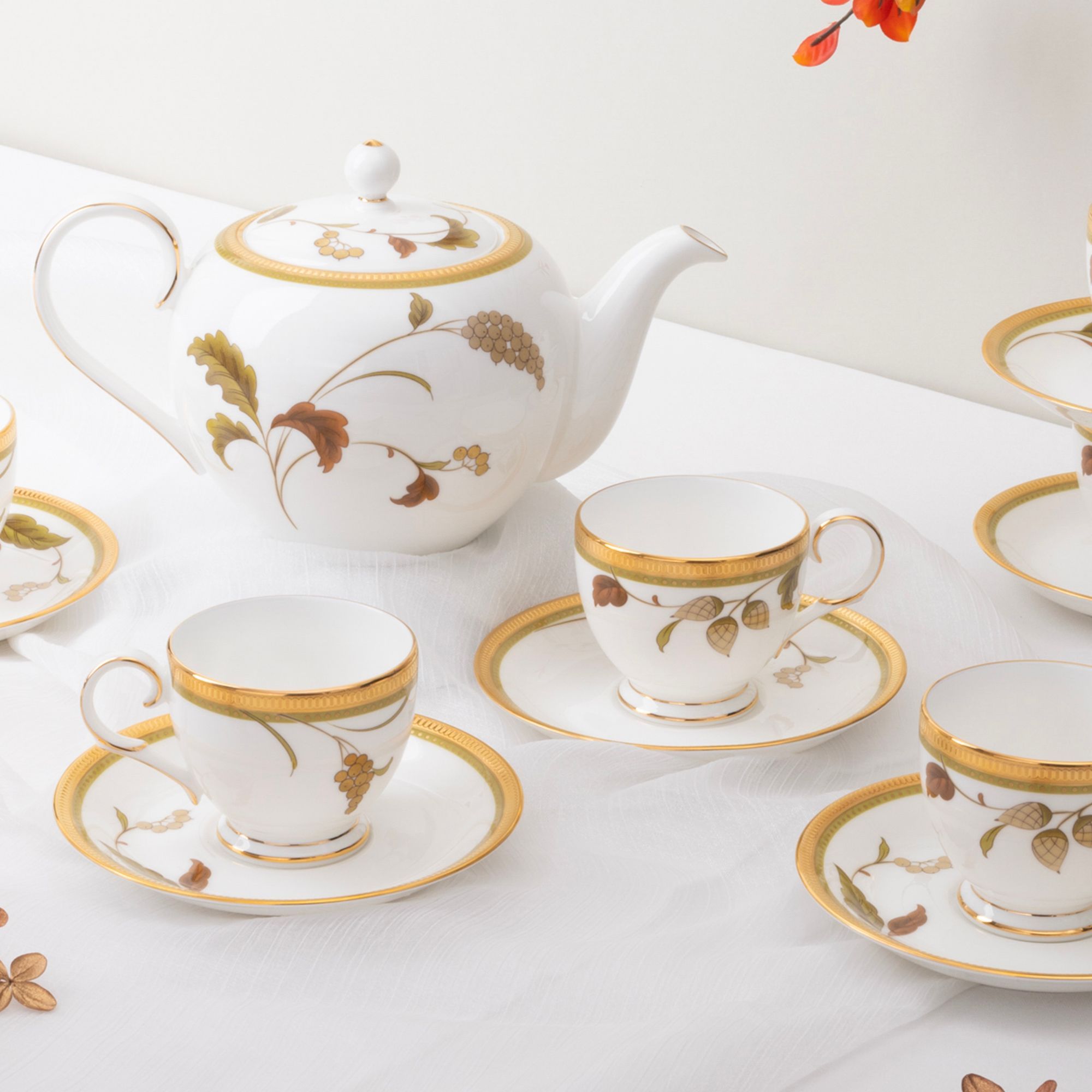 Bộ ấm chén uống trà nhỏ (ấm 650ml, chén 105ml) 13 món sứ xương | Noritake Islay 4885L - T014S