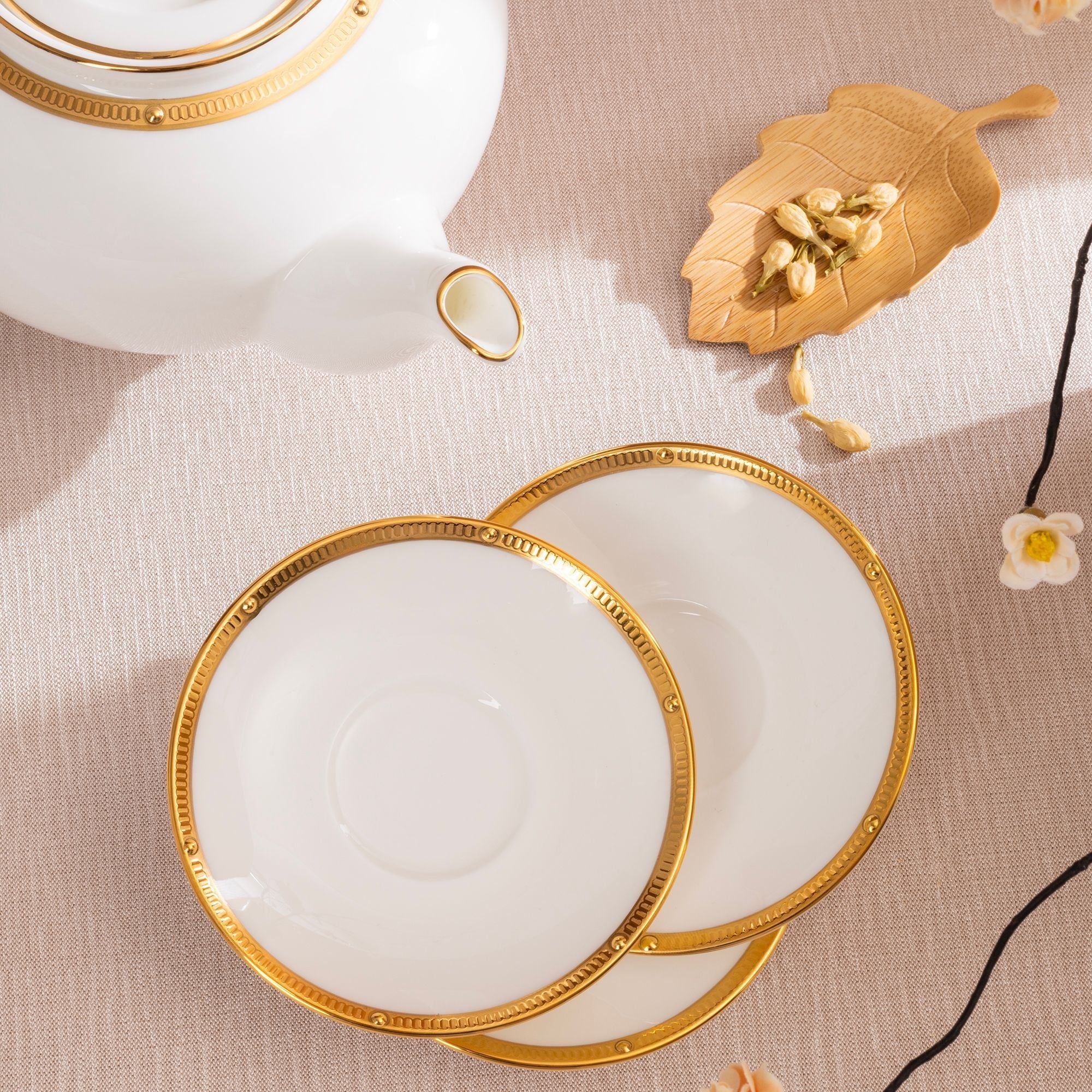 Bộ ấm chén trà châu Á (ấm 950ml, chén 145ml) 13 món sứ xương | Noritake Rochelle Gold 4796L - T014SA