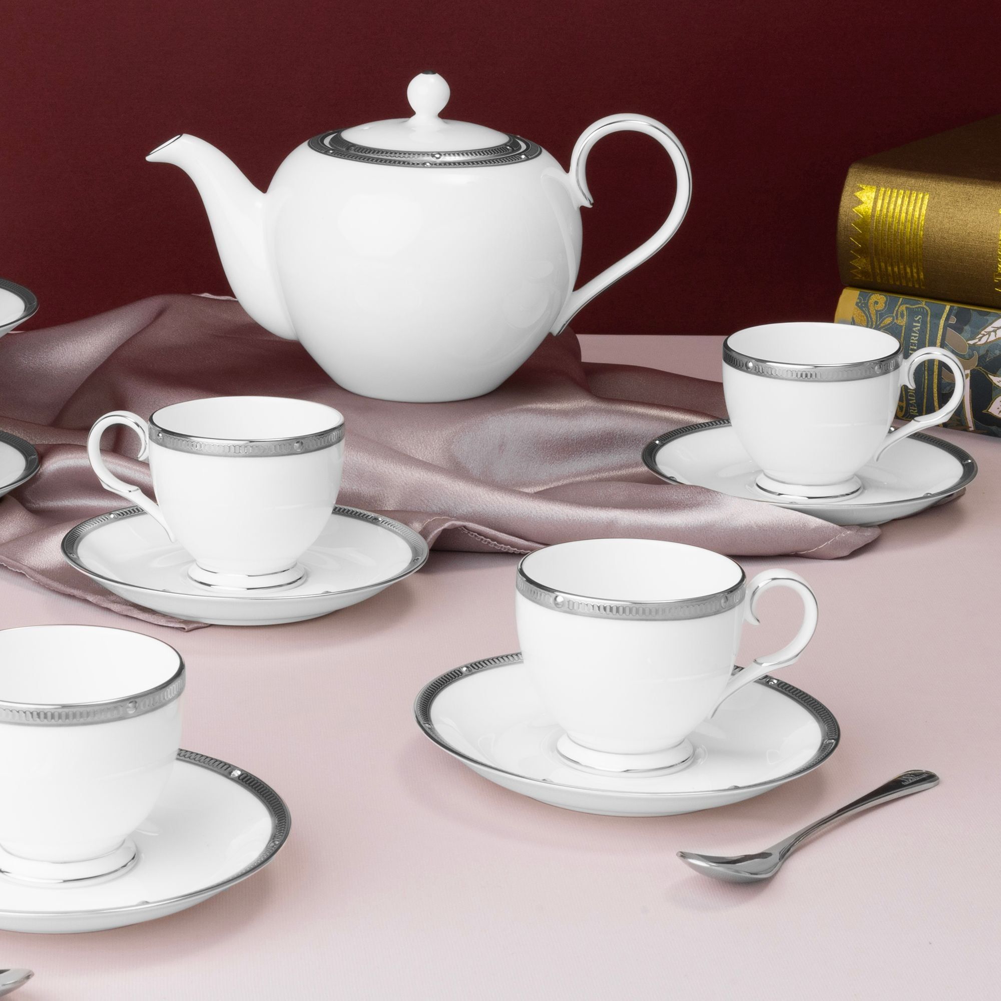 Bộ ấm chén uống trà nhỏ (ấm 650ml, chén 105ml) 13 món sứ xương | Noritake Rochelle Platinum 4795L - T014S