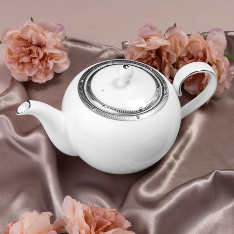  Bộ ấm chén uống trà nhỏ (ấm 650ml, chén 105ml) 13 món sứ xương | Noritake Rochelle Platinum 4795L - T014S 