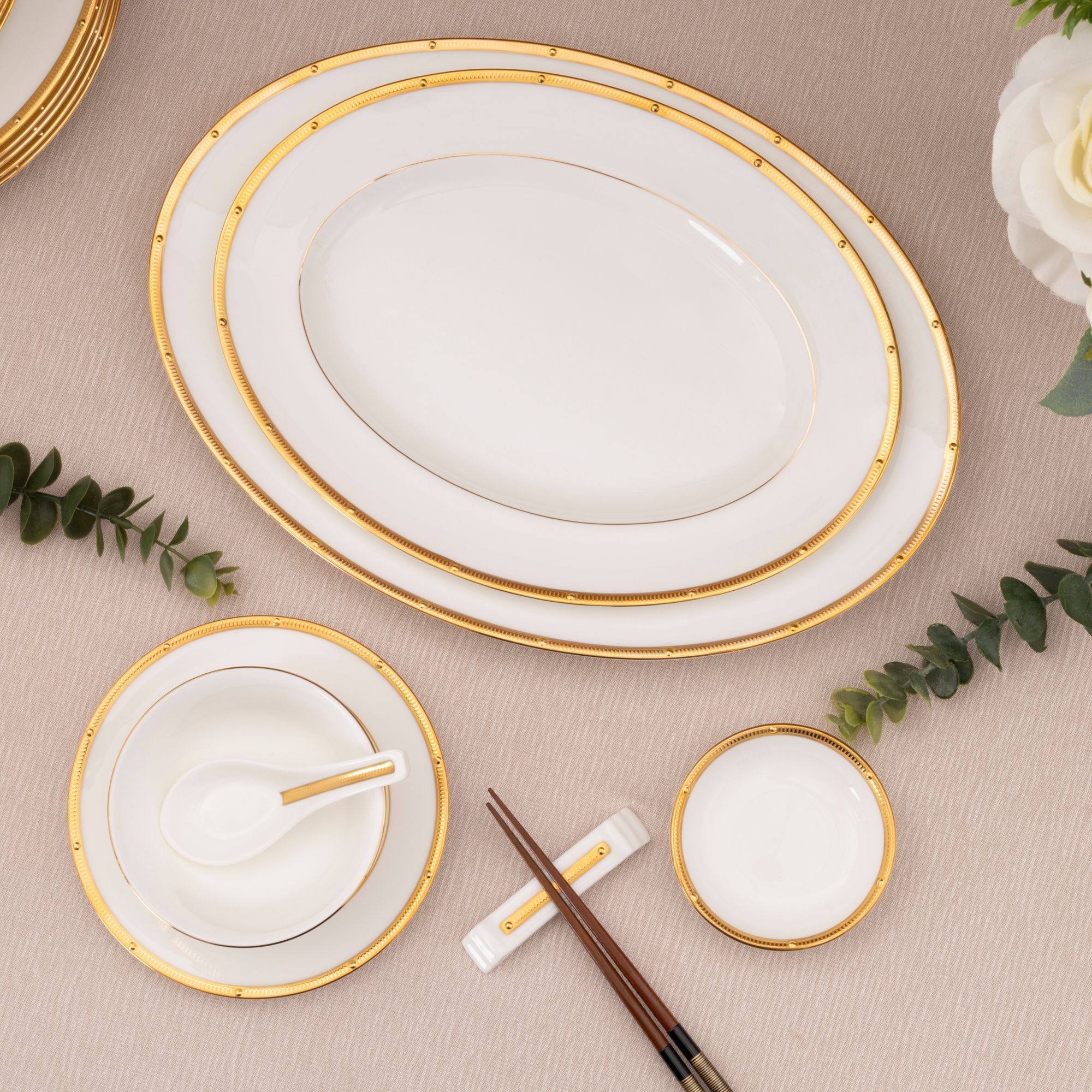 Bộ bát đĩa ăn châu Á đầy đủ 38 món (cho 6 người) sứ xương | Noritake Rochelle Gold 4796L - D038AC