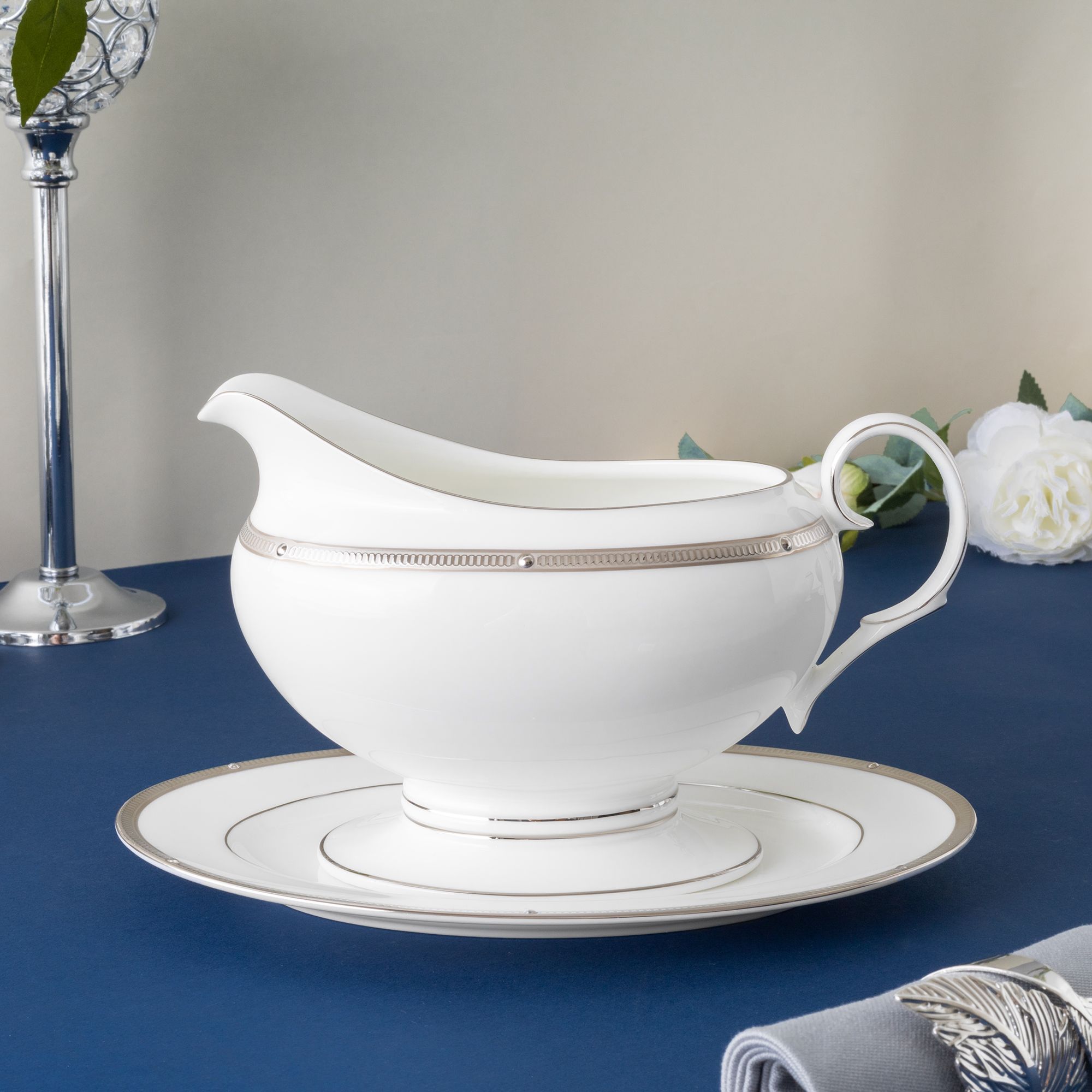 Bộ đĩa ăn kiểu Âu 22 món (cho 6 người) sứ xương | Noritake Rochelle Platinum 4795L - D024AN