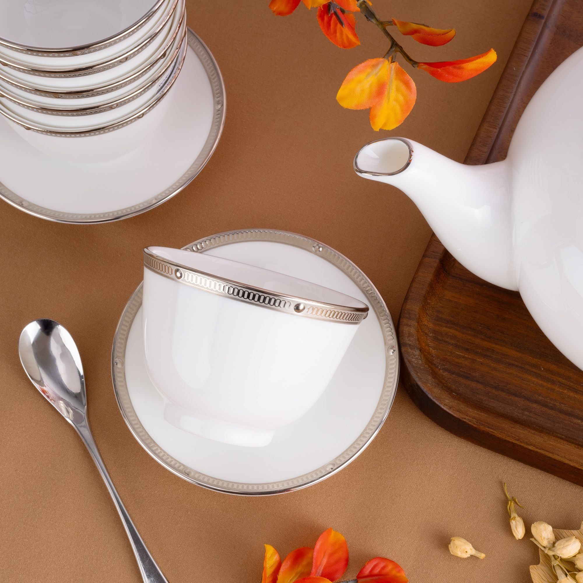 Bộ ấm chén trà châu Á (ấm 950ml, chén 145ml) 13 món sứ xương | Noritake Rochelle Platinum 4795L - T014SA