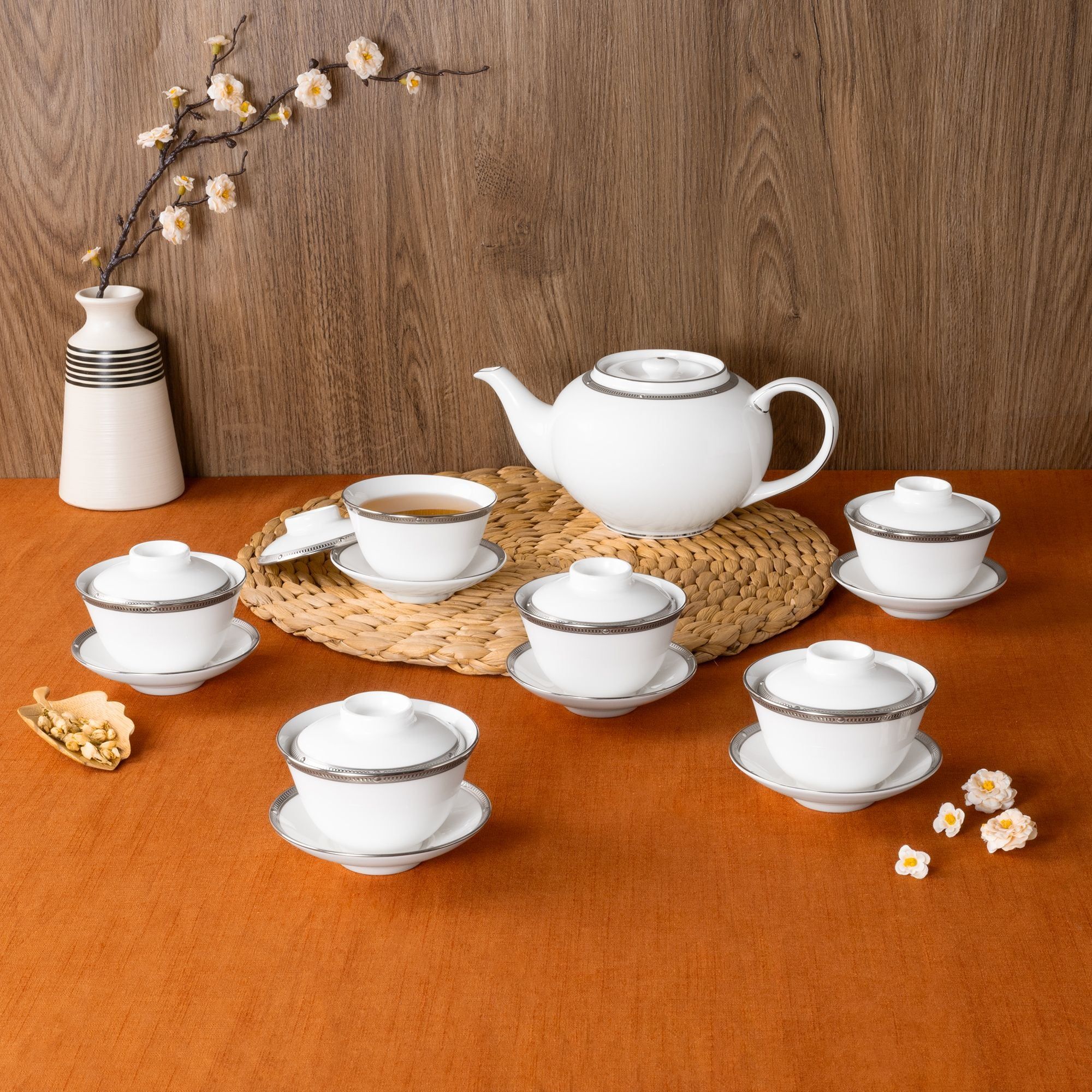 Bộ ấm chén trà châu Á (ấm 950ml, chén 160ml) 13 món sứ xương | Noritake Rochelle Platinum 4795L - T014A