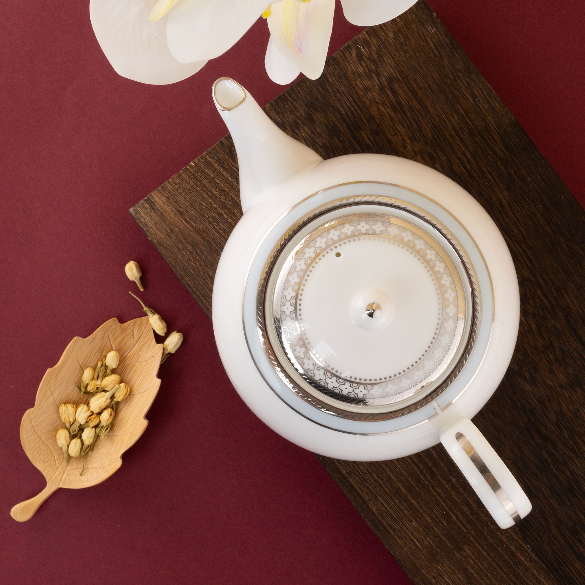 Bộ ấm chén uống trà nhỏ (ấm 650ml, chén 90ml) 13 món sứ xương | Noritake Trefolio Platinum 4957L - T014S