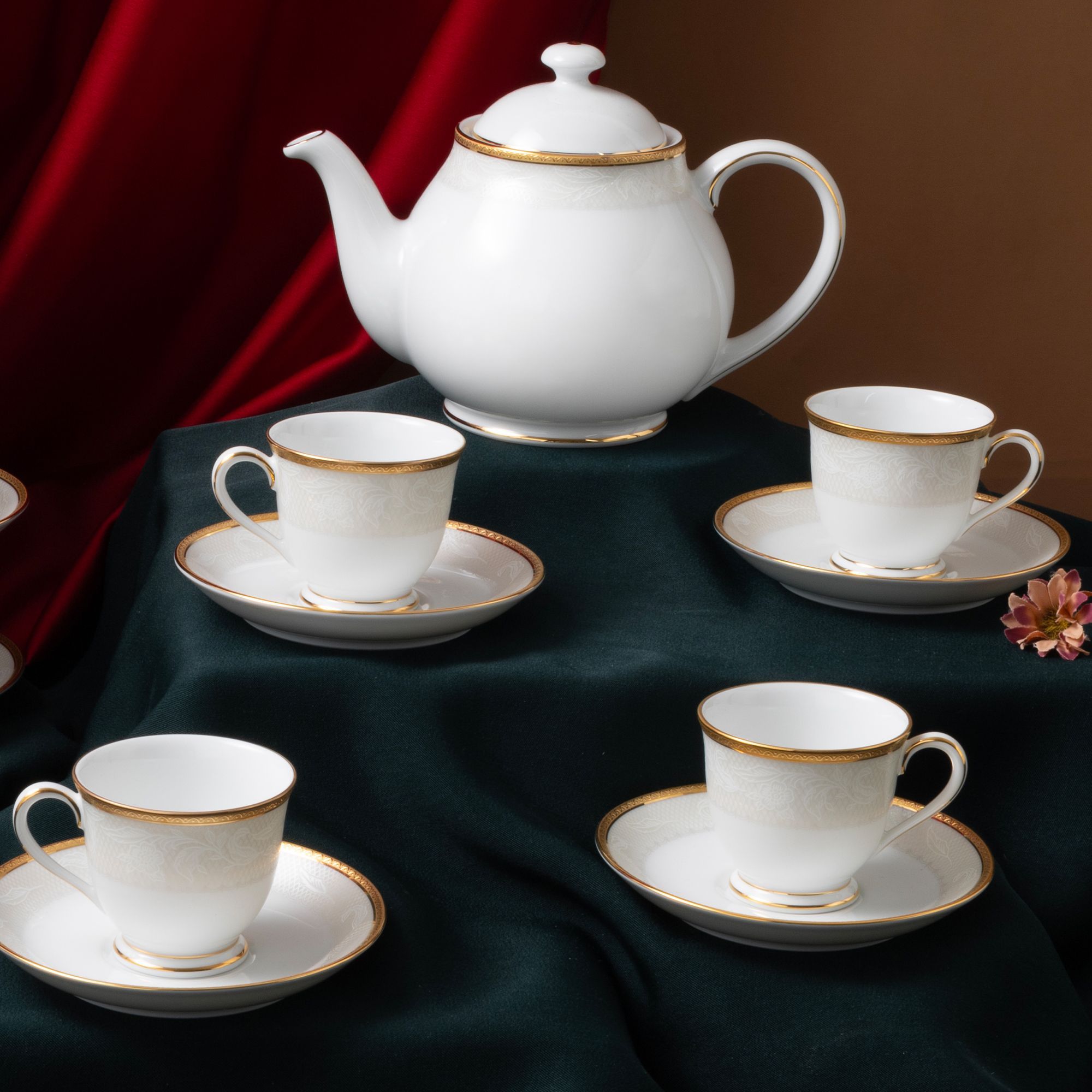 Bộ ấm chén uống trà nhỏ (ấm 780ml, chén 90ml) 13 món sứ trắng | Noritake Flanders Gold 1714L - T014S