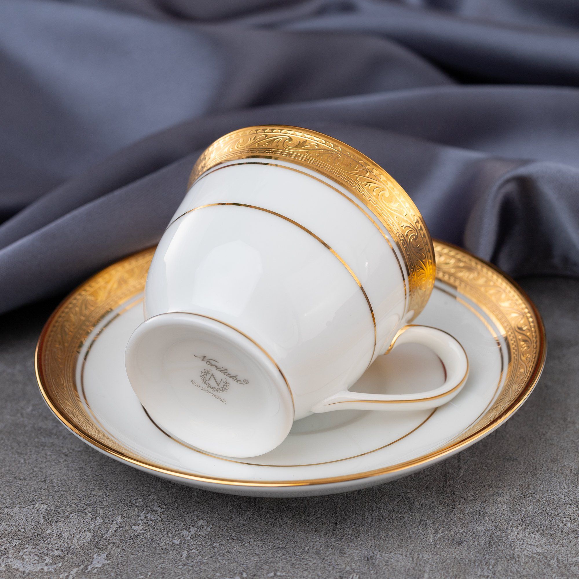 Bộ ấm chén uống trà nhỏ (ấm 780ml, chén 90ml) 13 món sứ trắng | Noritake Crestwood Gold 4167L - T014S