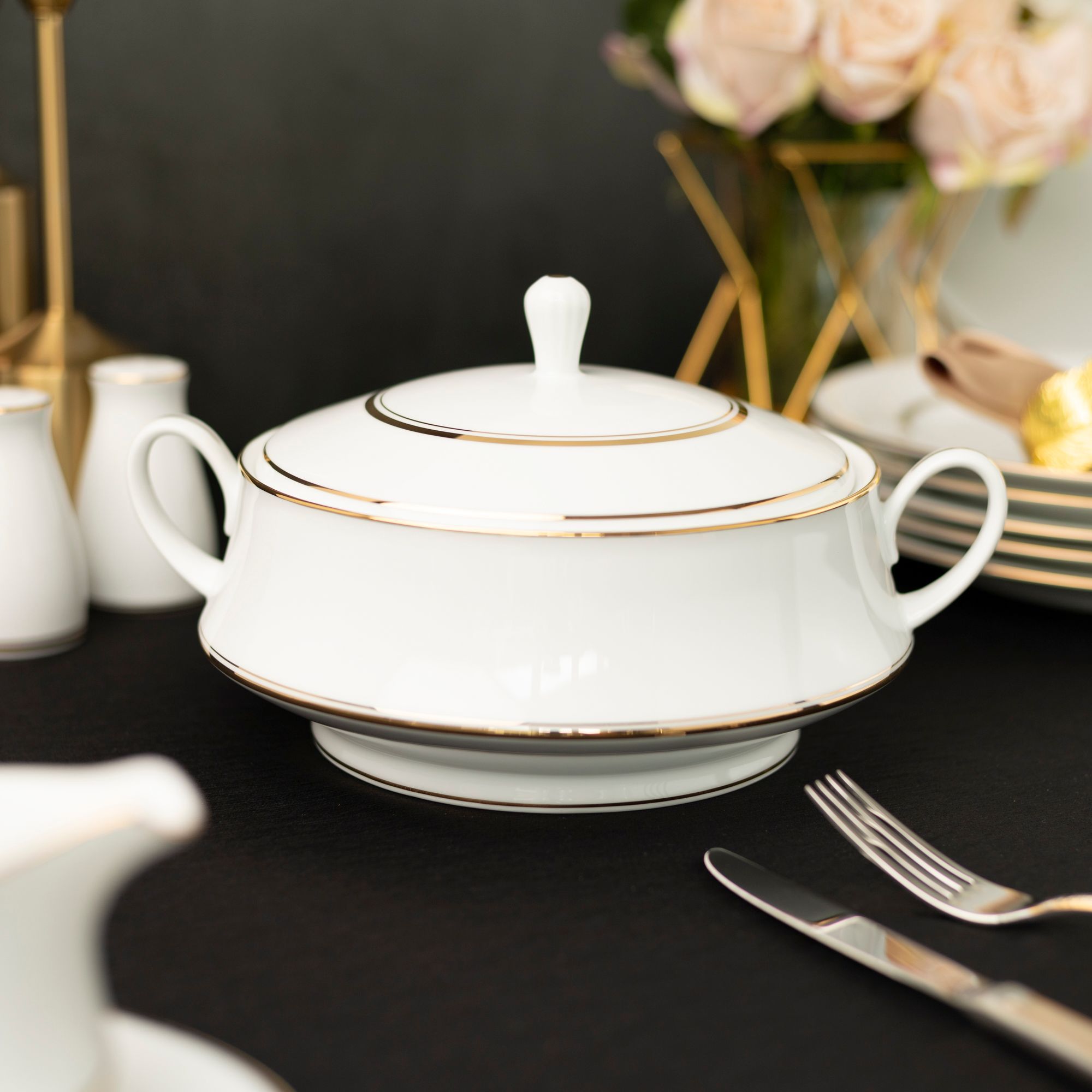 Bộ đĩa ăn kiểu Âu 22 món (cho 6 người) sứ trắng | Noritake Gloria L553L - D024AL