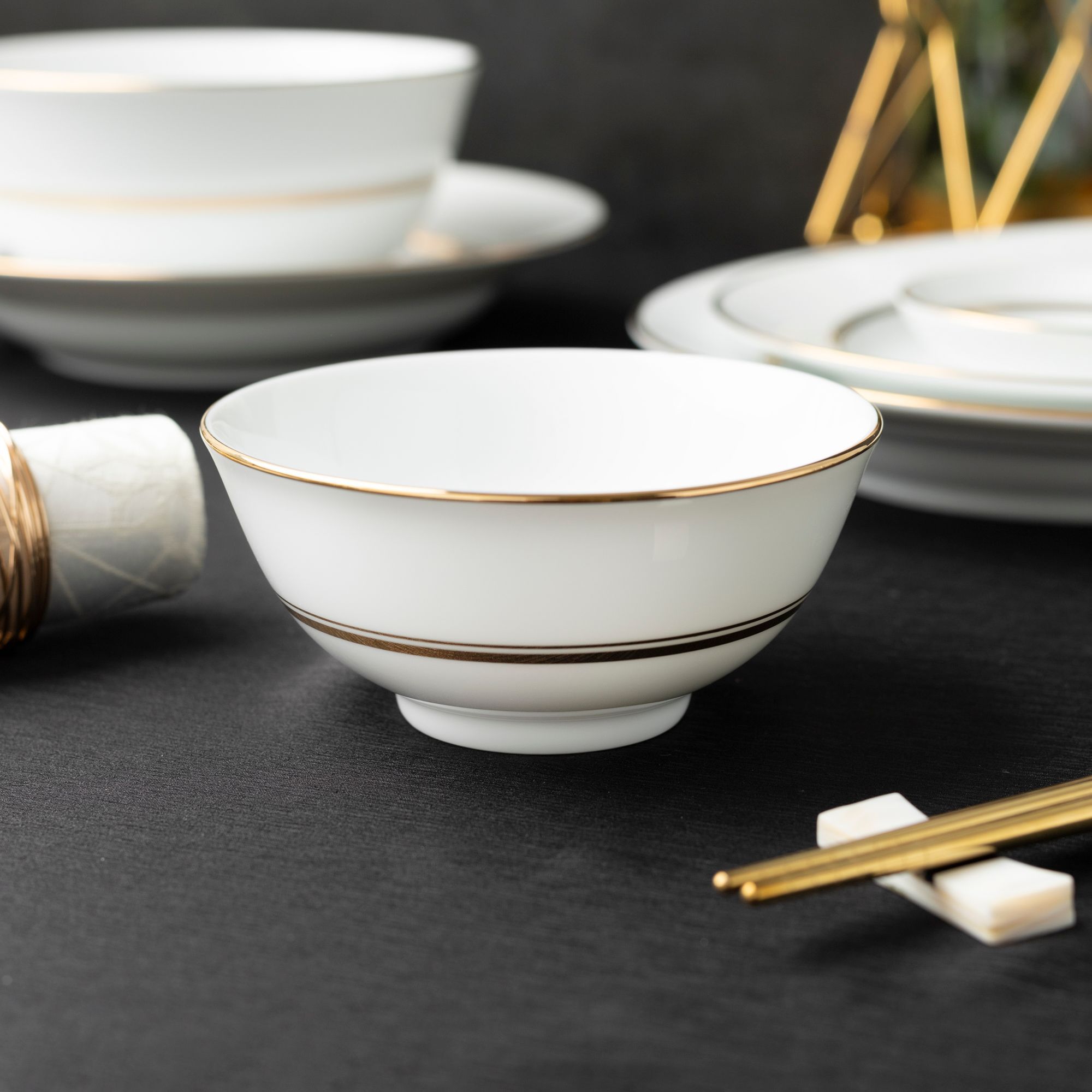 Bộ bát đĩa ăn châu Á đầy đủ 38 món (cho 6 người) sứ trắng | Noritake Gloria L553L - D038AB