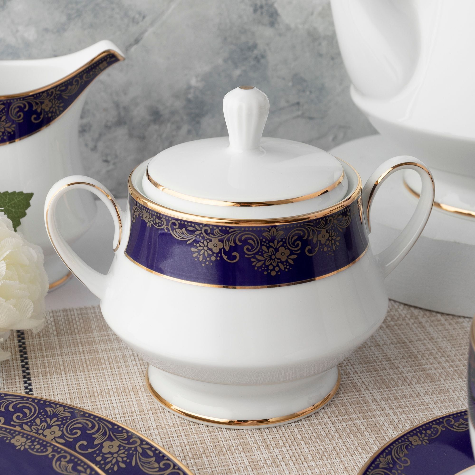 Bình (hũ) đường có nắp đậy dung tích 370ml sứ trắng | Noritake Lazurite Gold 4399L - 91127