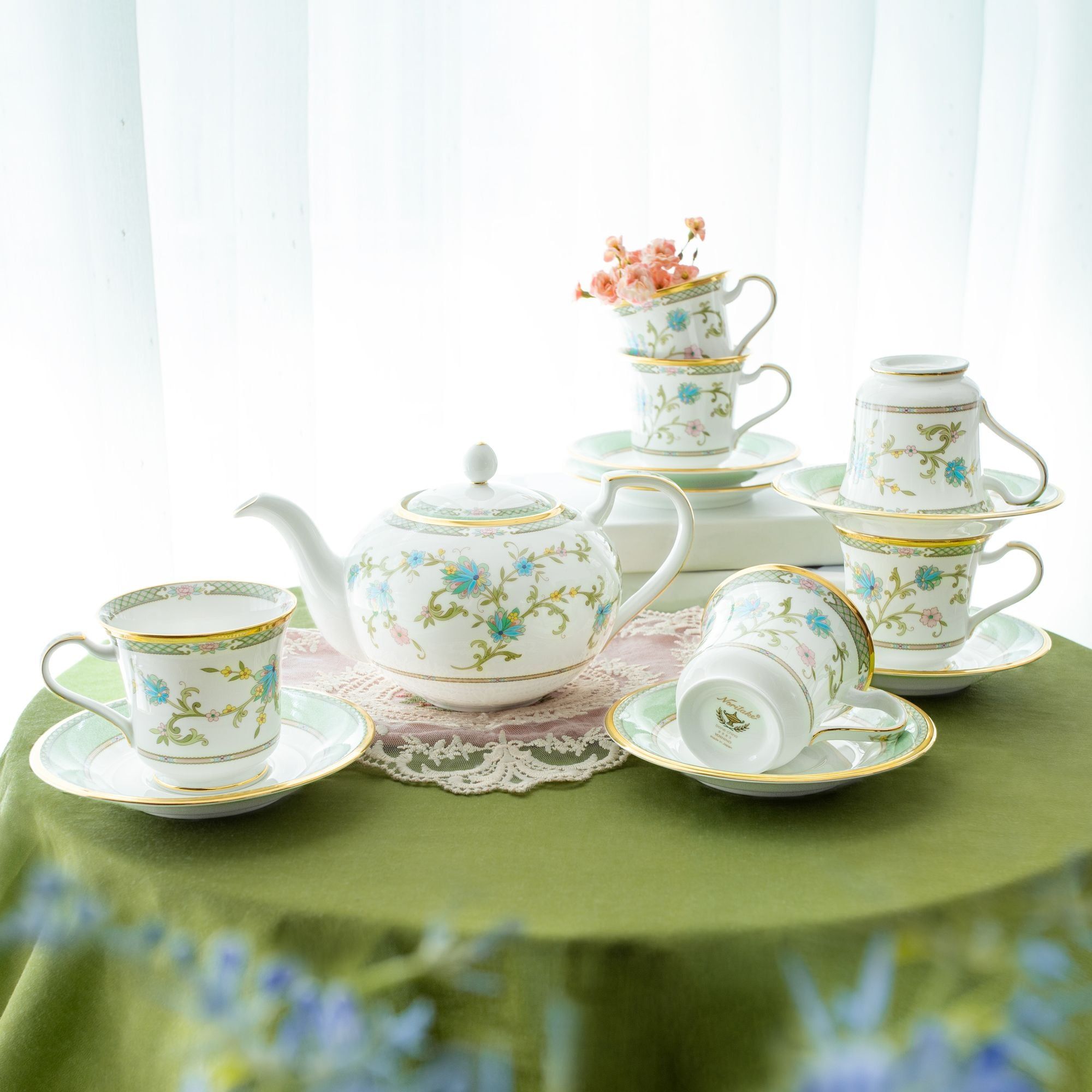 Bộ ấm chén uống trà (ấm 1.090ml, chén 220ml) 13 món sứ xương Nhật Bản | Noritake Yoshino 9983J - T014R