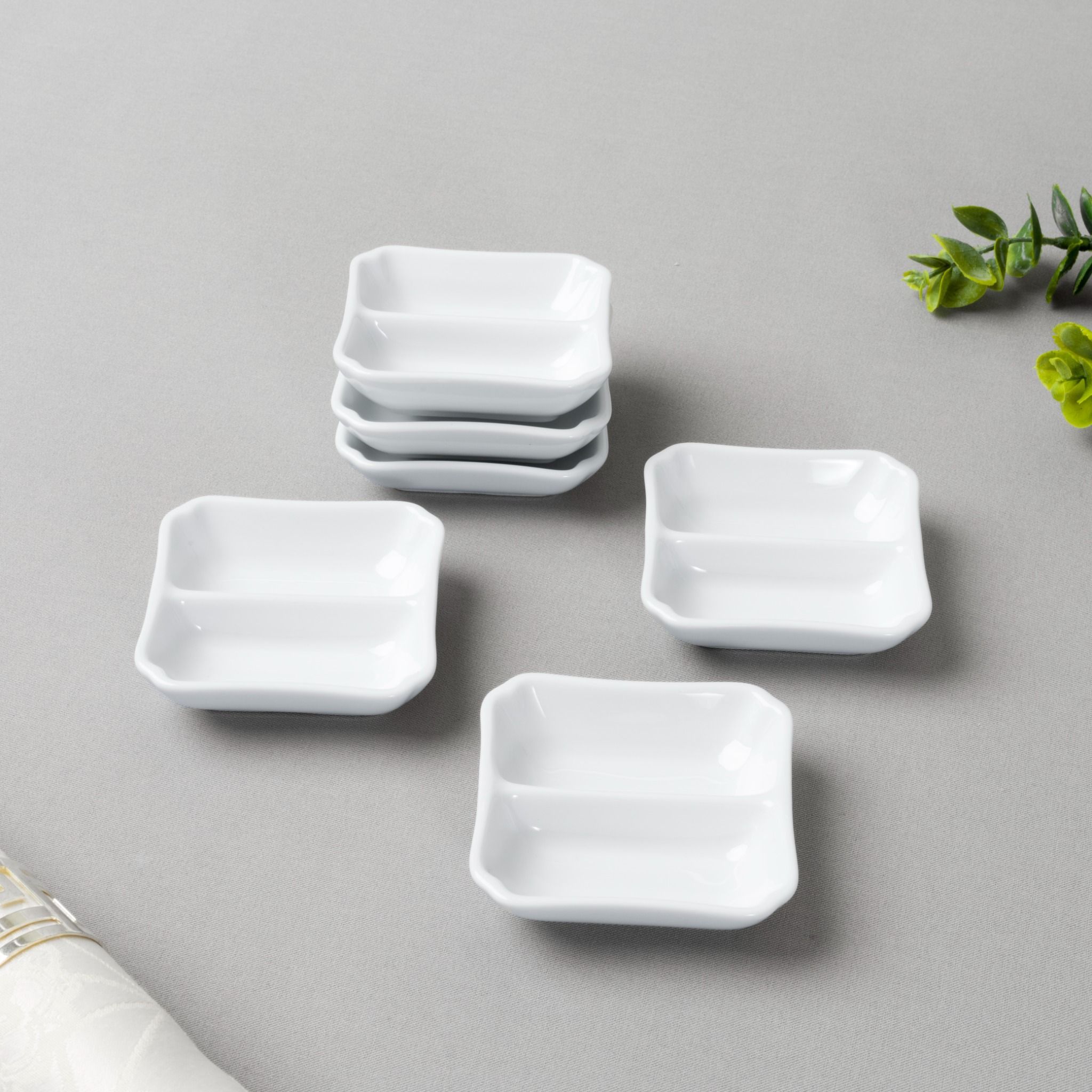 Bộ 06 đĩa vuông 7,9cm chia ngăn đựng nước chấm, gia vị sứ trắng | Noritake Art Stage 4257L - S91850