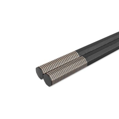  Bộ 02 đôi đũa gỗ Nhật Octagon sơn mài đen chỉ vàng kèm hộp | Hyozaemon Chopstick 1115 - AK-027HG2 